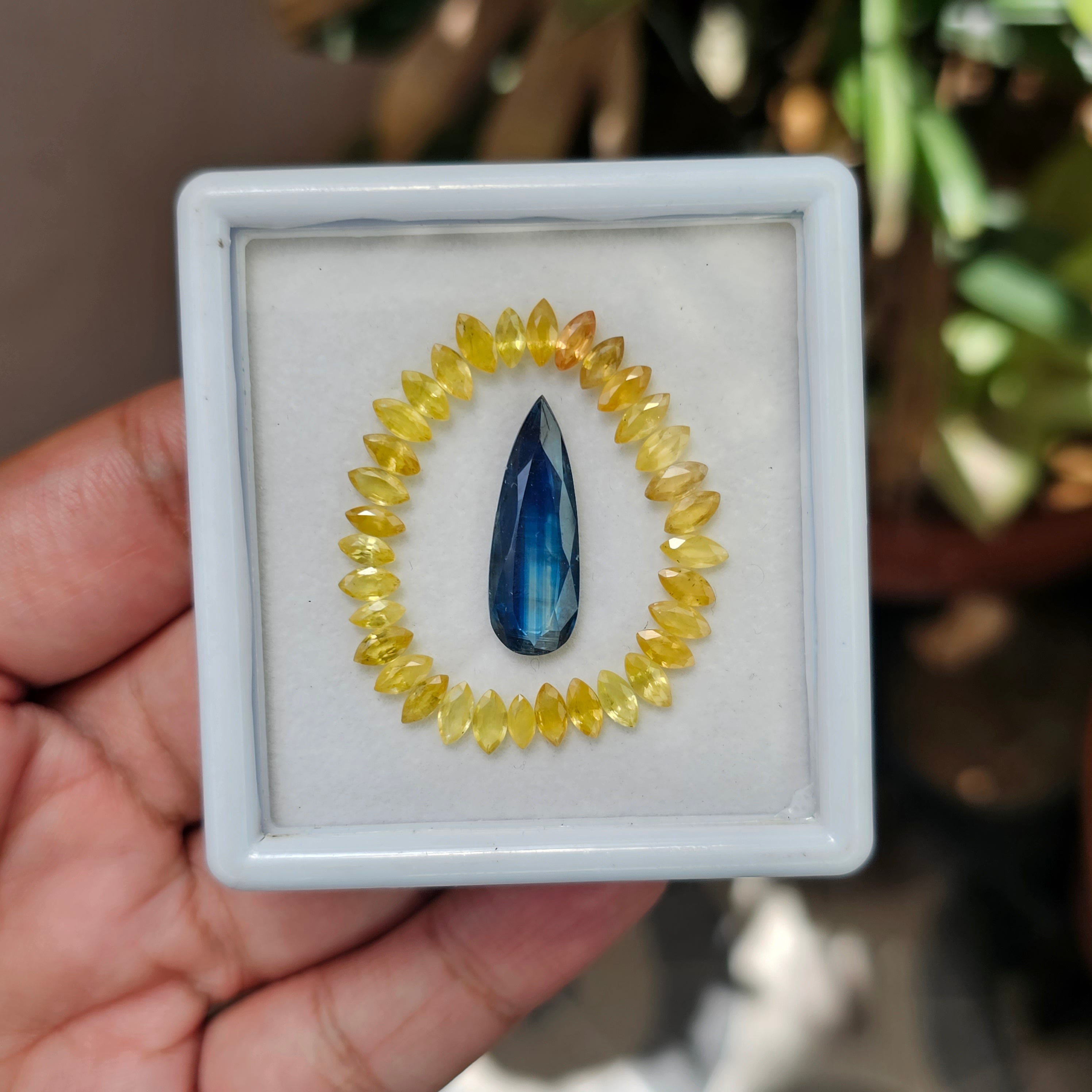 34 Pieces Natural kynite And Yellow Sapphire Faceted Gemstone Marquise Shape Size: 6-24mm - The LabradoriteKing