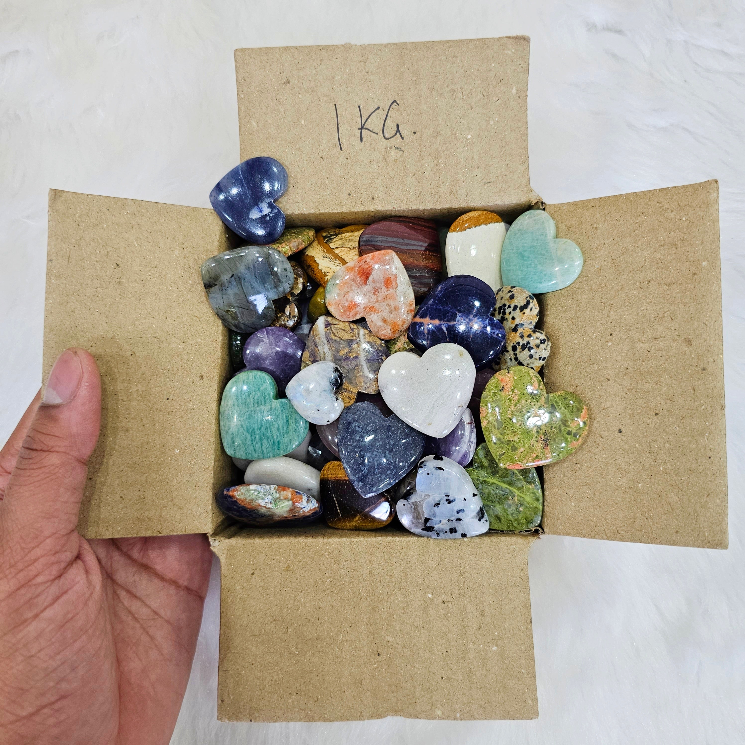 50 Pcs assortment of Crystal Hearts | 1"Inches - 2" Inches | High Polished hearts - The LabradoriteKing