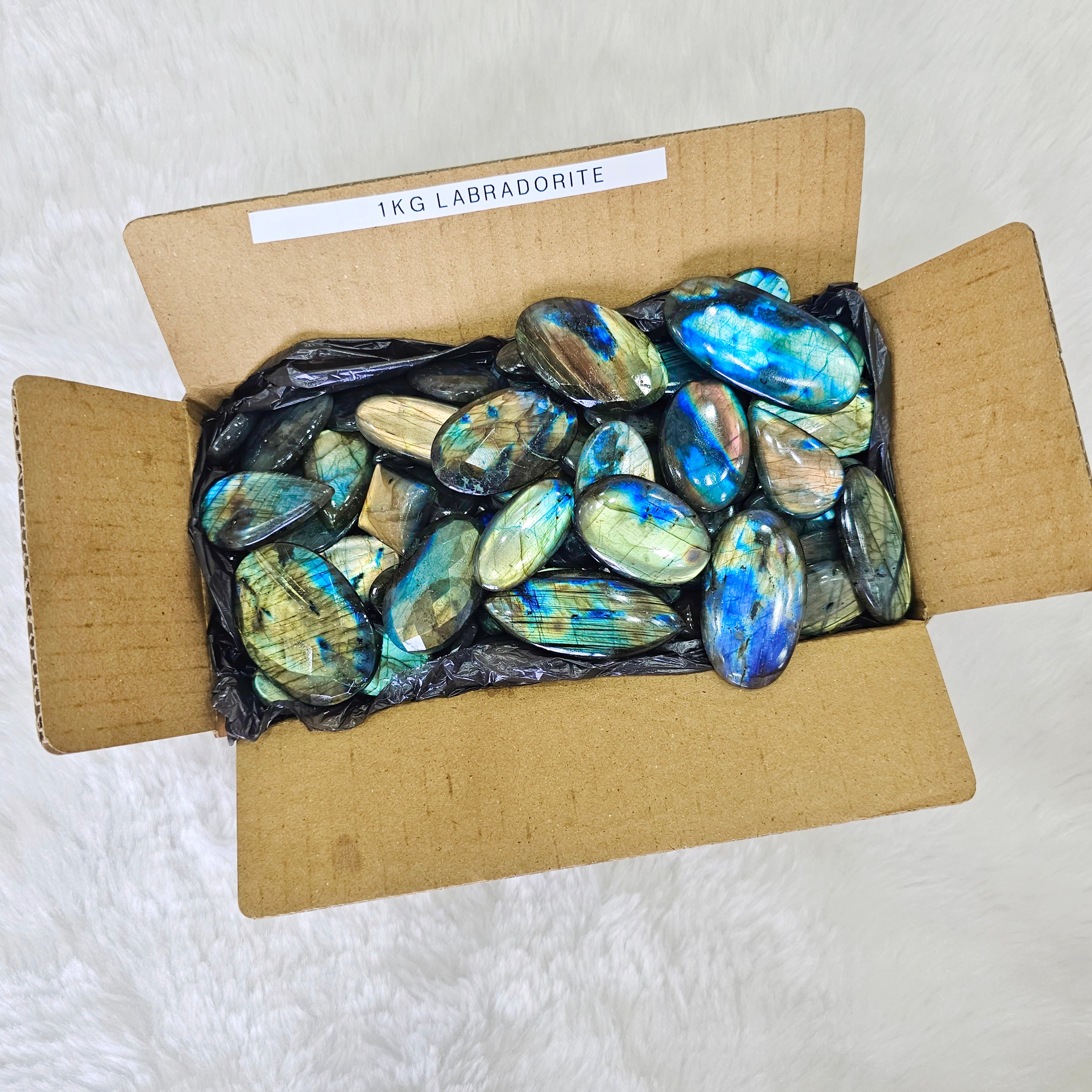 Wholesaleđ„ Labradorite Cabochons Slabs | Flashy High quality slabs 1-4"Inches | 80-100 pcs - The LabradoriteKing