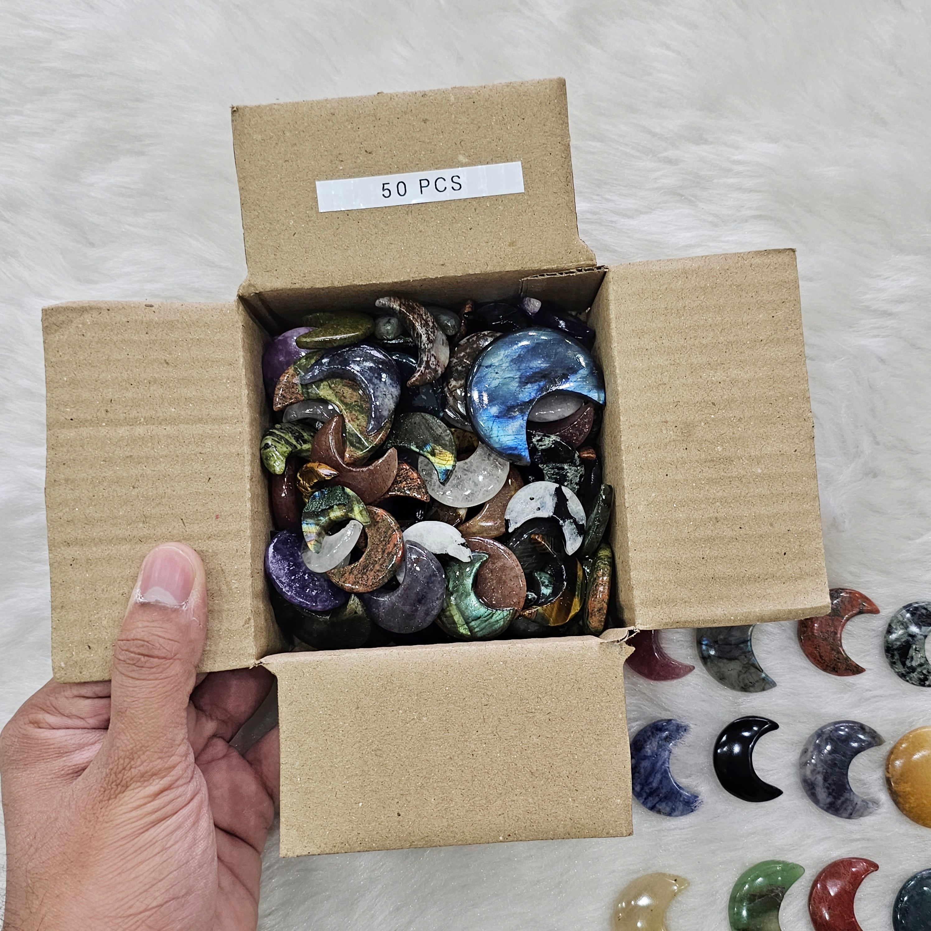 50 Pcs of Crescent Moons flat backs | Mix Varieties 25-35mm - The LabradoriteKing