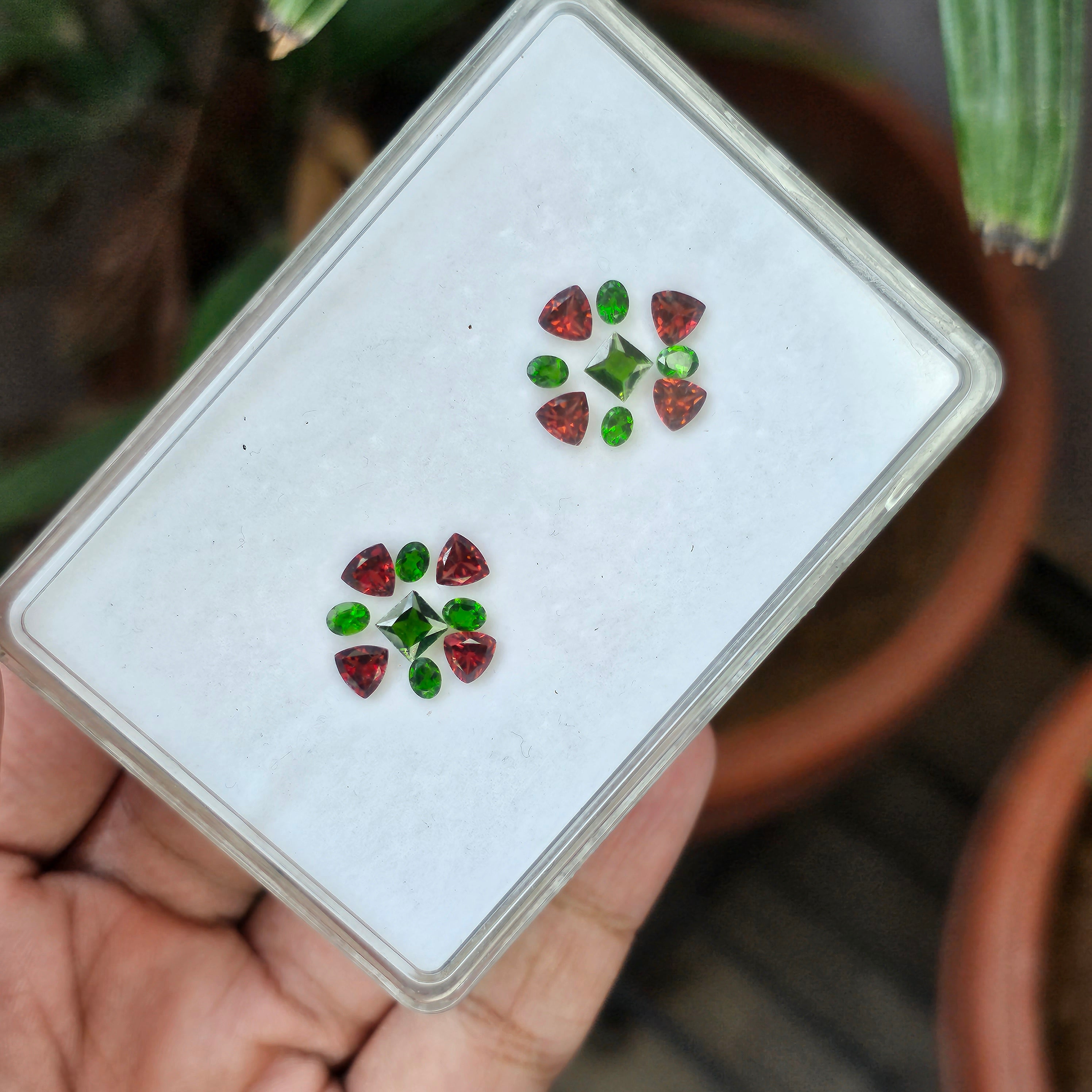 18Pcs Natural Pink And Green Garnet Faceted Gemstone Mix Shape:| Size 4-5mm - The LabradoriteKing