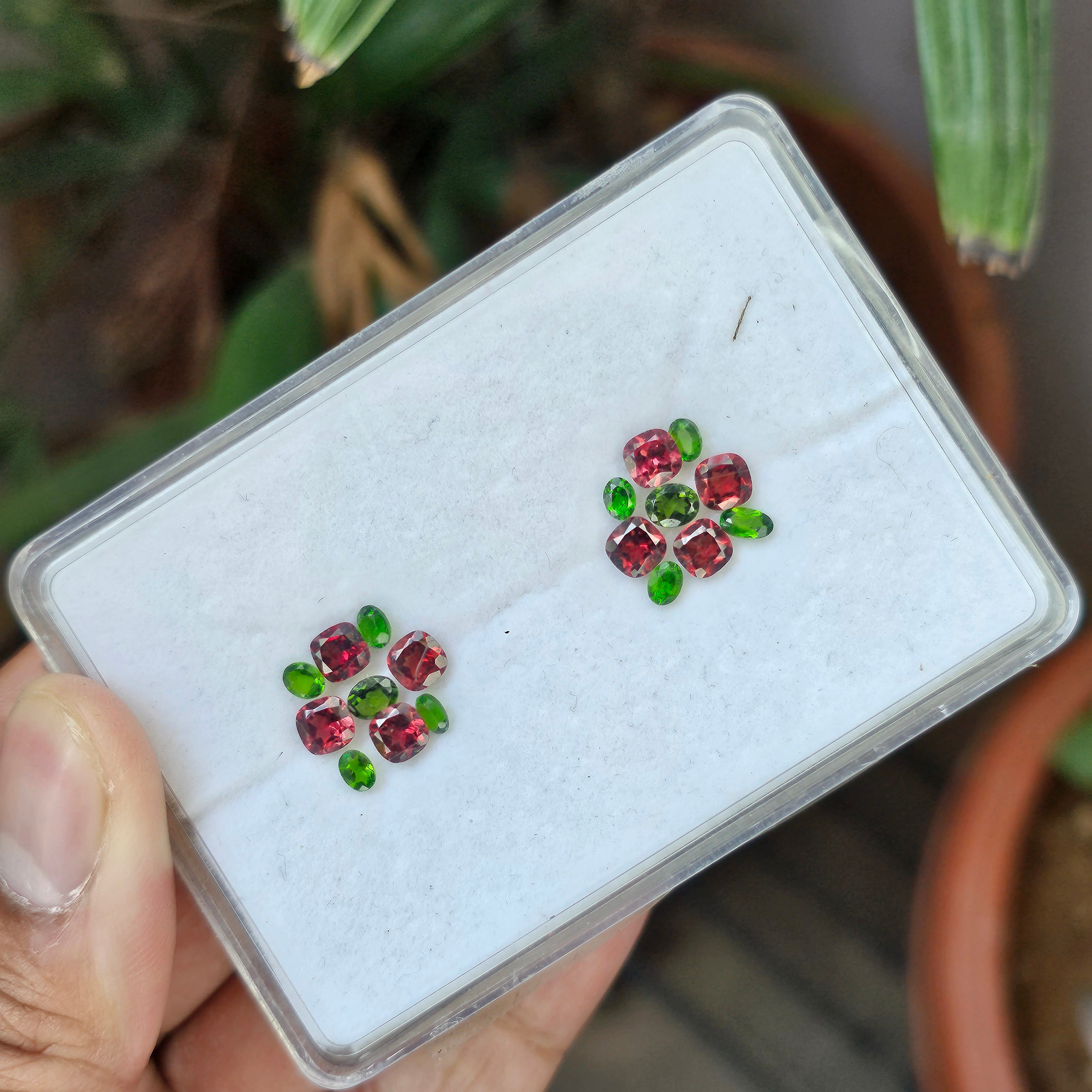 18 Pcs Natural Pink And Green Garnet Faceted Gemstone Shape: Oval & Square | Size: 4-5mm - The LabradoriteKing