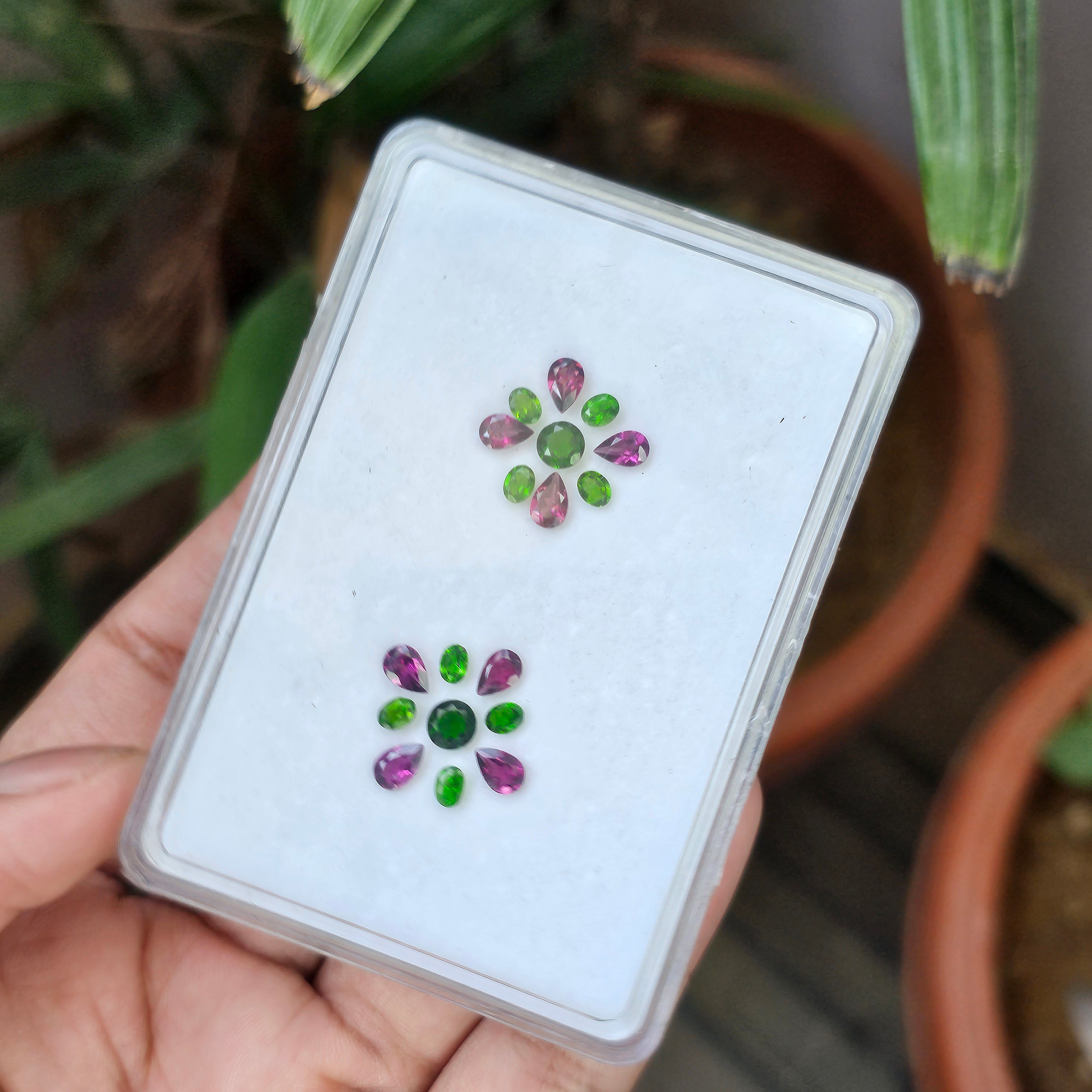 18 Pcs Natural Pink And Green Garnet Faceted Gemstone Shape: Mix| Size: 4-6mm - The LabradoriteKing