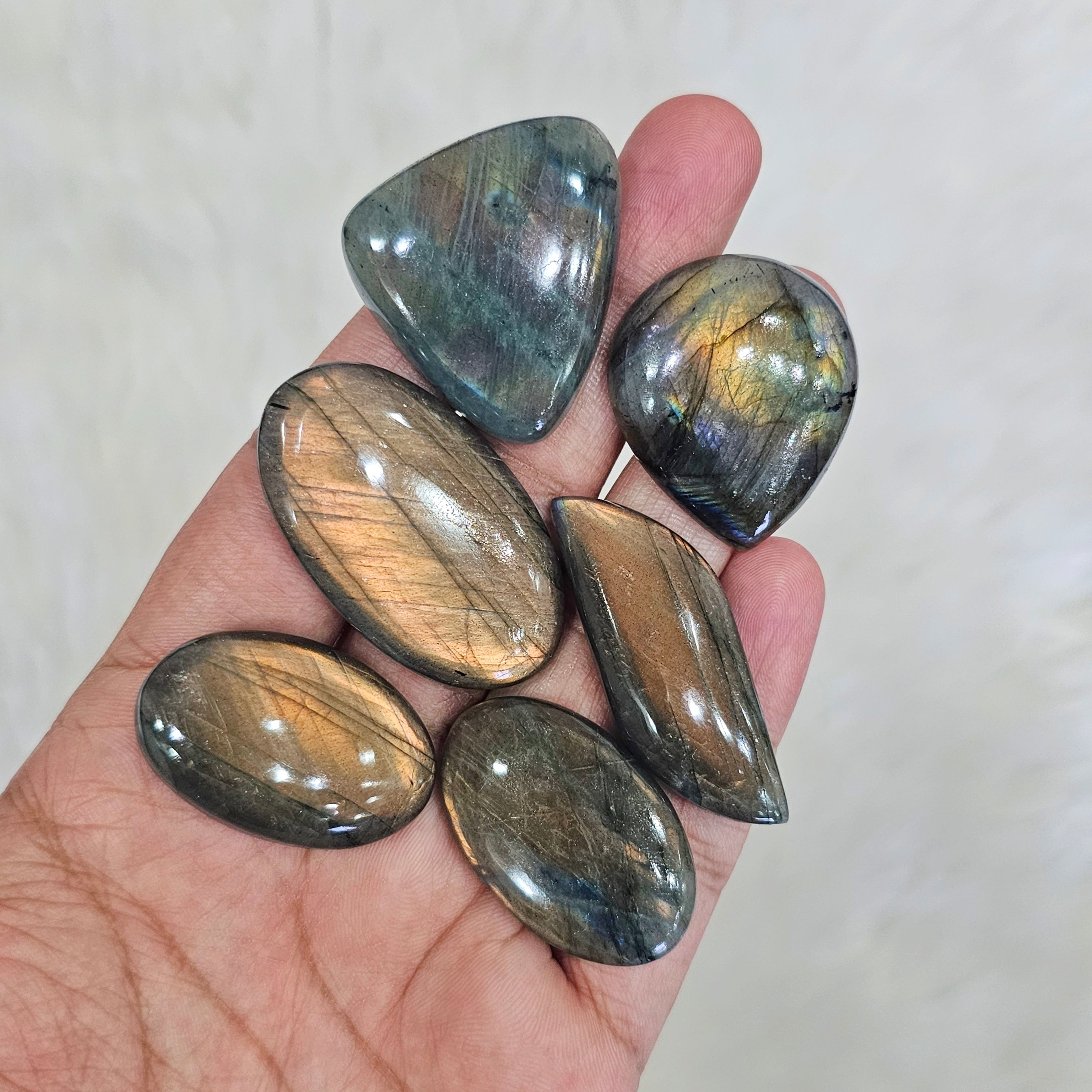 50 Pcs of Gold and Pink Labradorite from Russia | 20-40mm - The LabradoriteKing