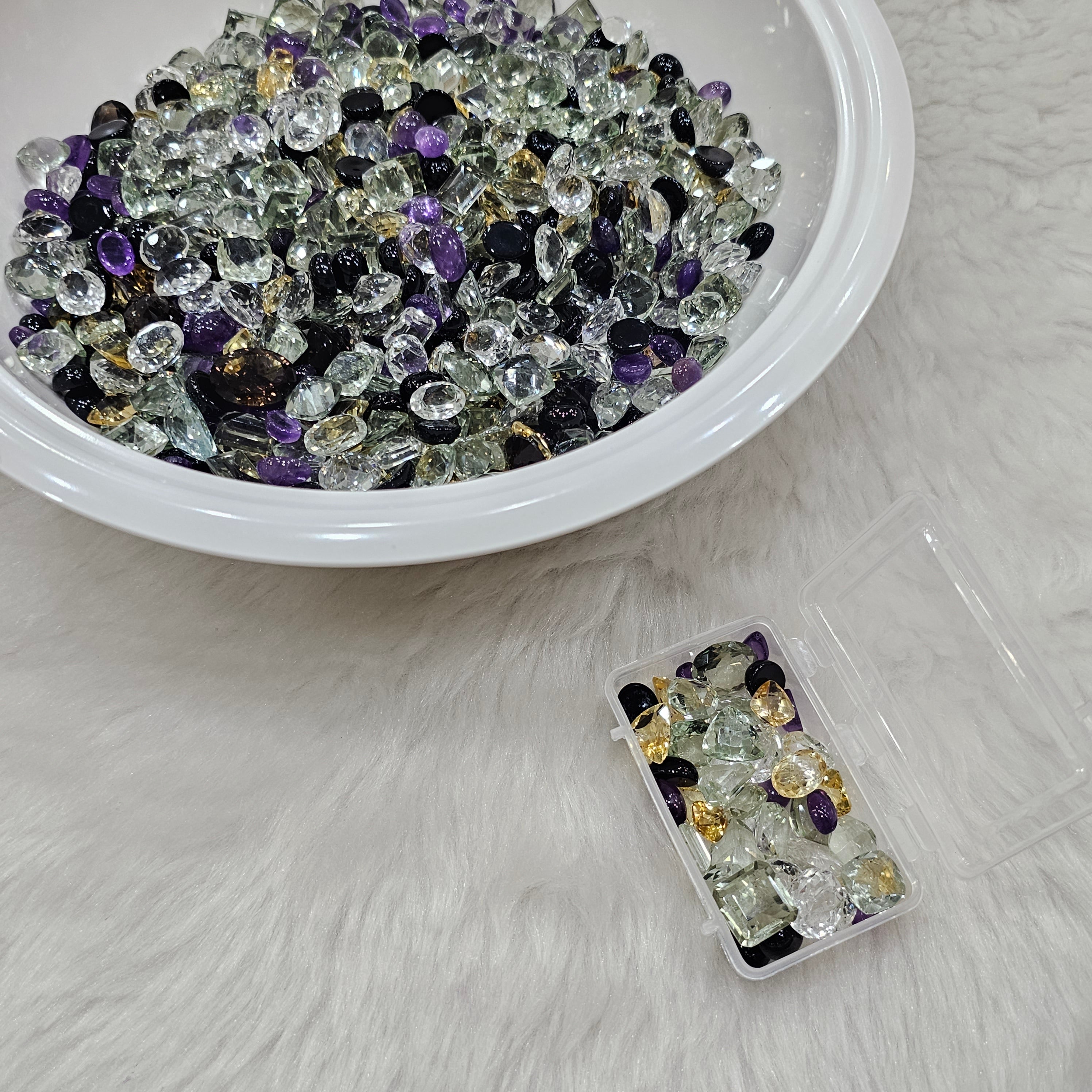 Halloween Scoop! 200 Carats of Prasiolites, White Quartz, Amethyst, Citrine, Black Tourmaline - The LabradoriteKing
