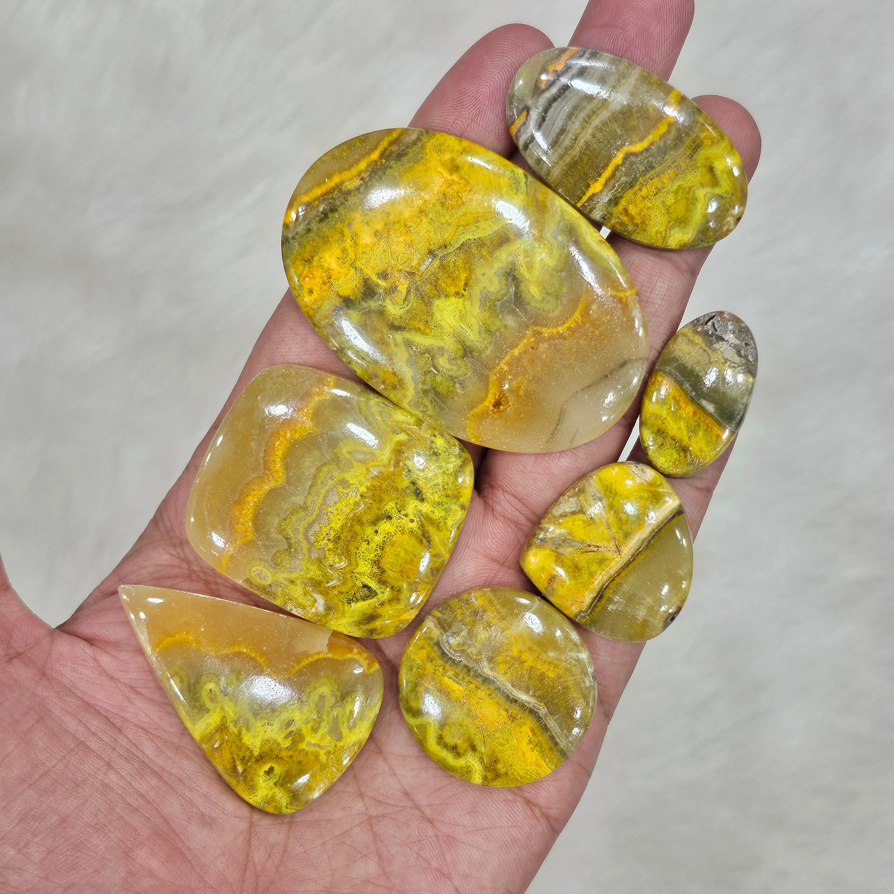 500 Gram of Bumblebee Jasper | 1 Inches to 4 Inches| 40-50 Pcs approx - The LabradoriteKing