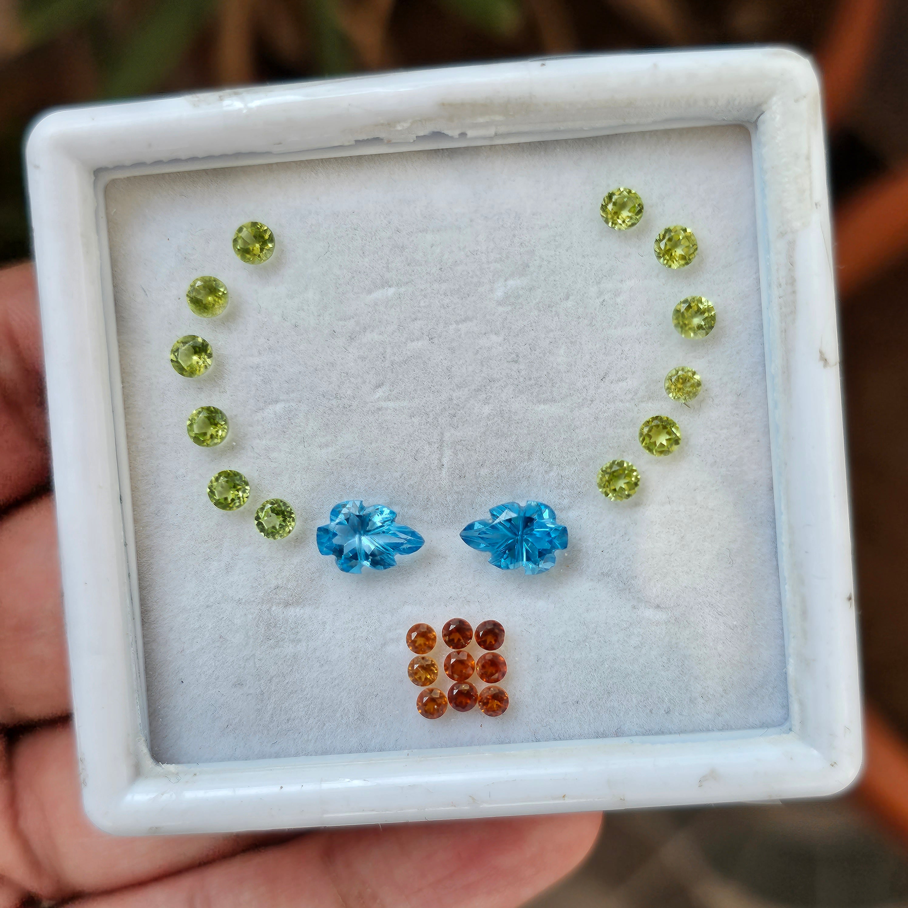 23 Natural Peridot, London Blue topaz & Garnet : Mix Shape | Size:2.5-9mm - The LabradoriteKing