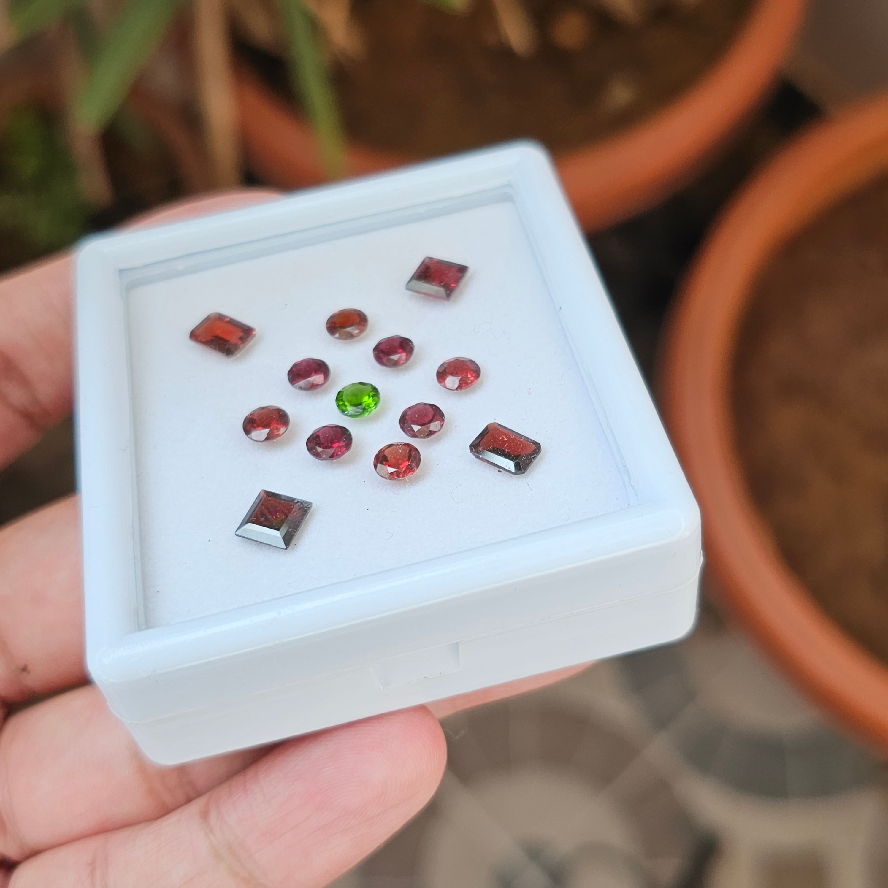 13 Natural  Garnet : Mix Shape | Size:5-7mm - The LabradoriteKing