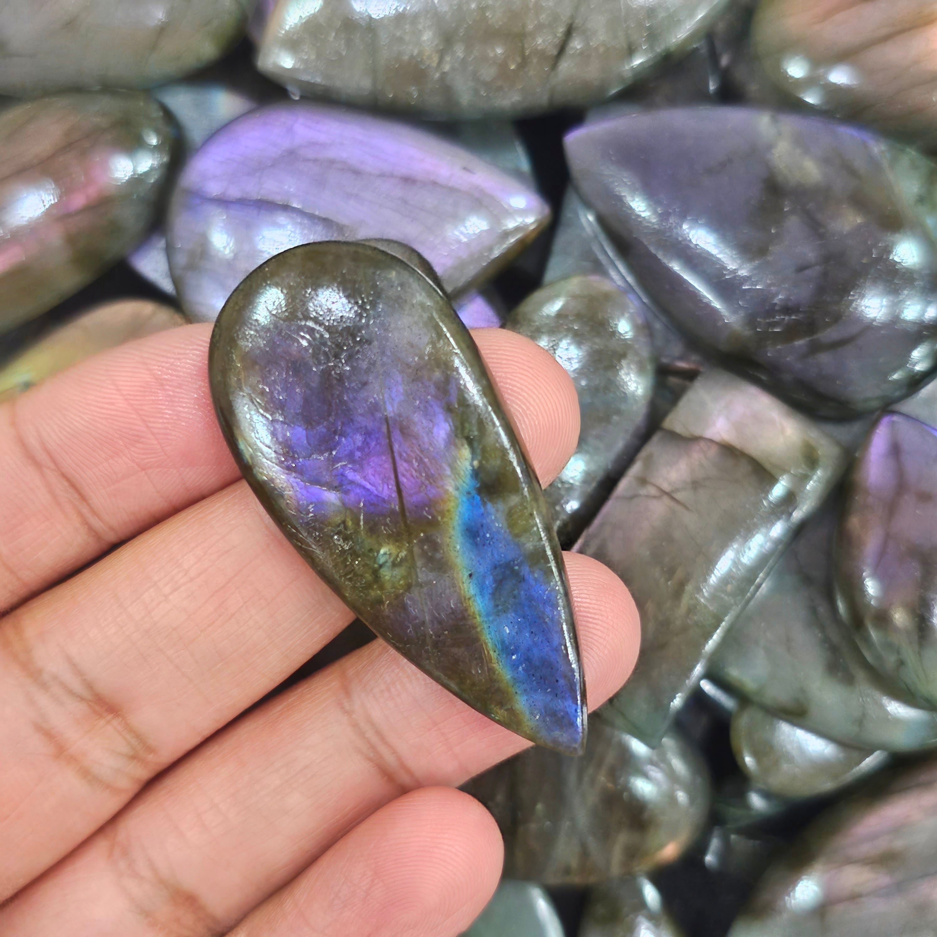 500 Gram Purple Labradorites Untreated | Non coated | 40-50 Pcs - The LabradoriteKing