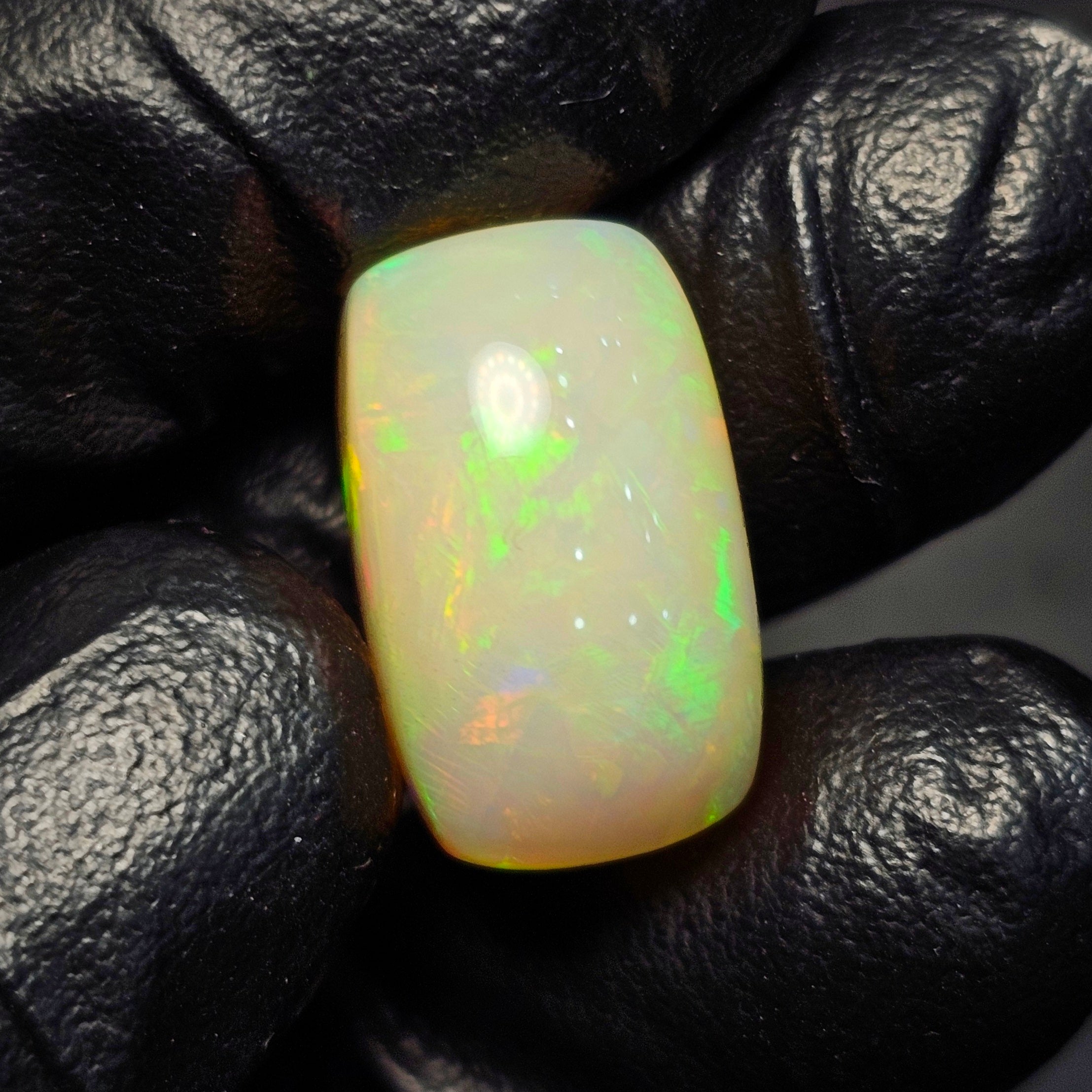 1 Pcs Of Natural Ethopian Opal Rectangle Shape |WT: 15.3 Cts|Size: 19X12mm - The LabradoriteKing