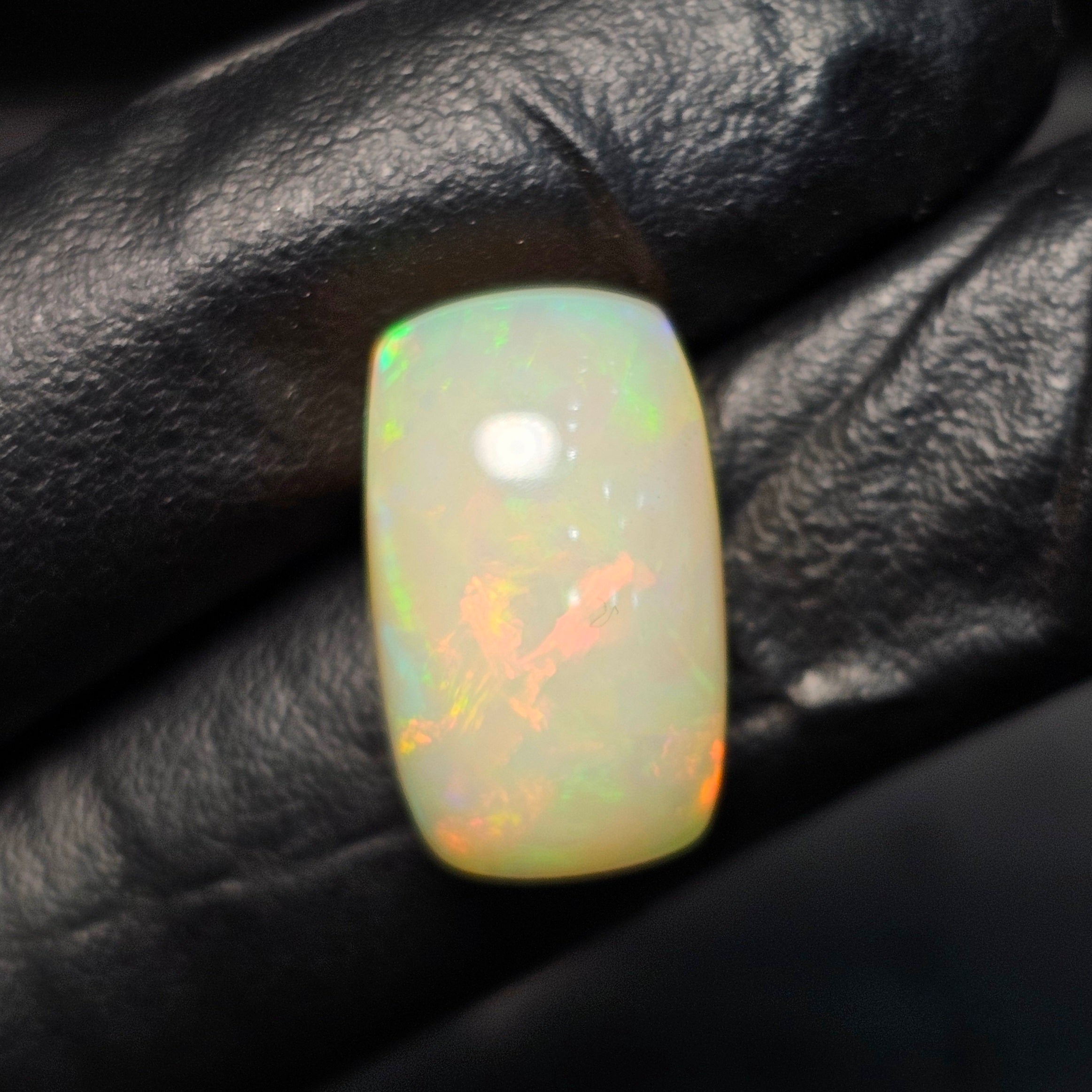 1 Pcs Of Natural Ethopian Opal Rectangle Shape |WT: 15.3 Cts|Size: 19X12mm - The LabradoriteKing