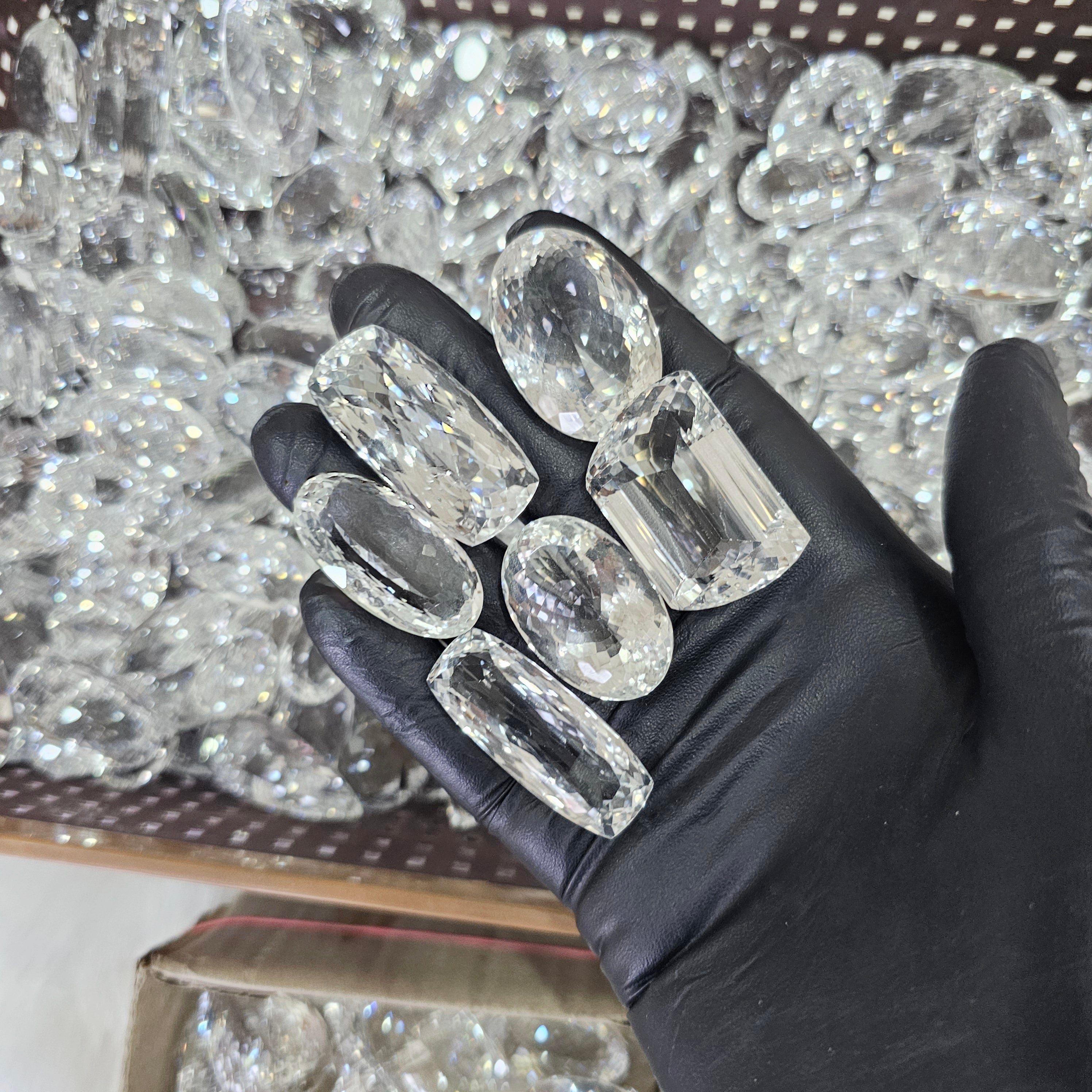 500 Grams of Clear Quartz Flawless | African 100% Natural faceted - The LabradoriteKing