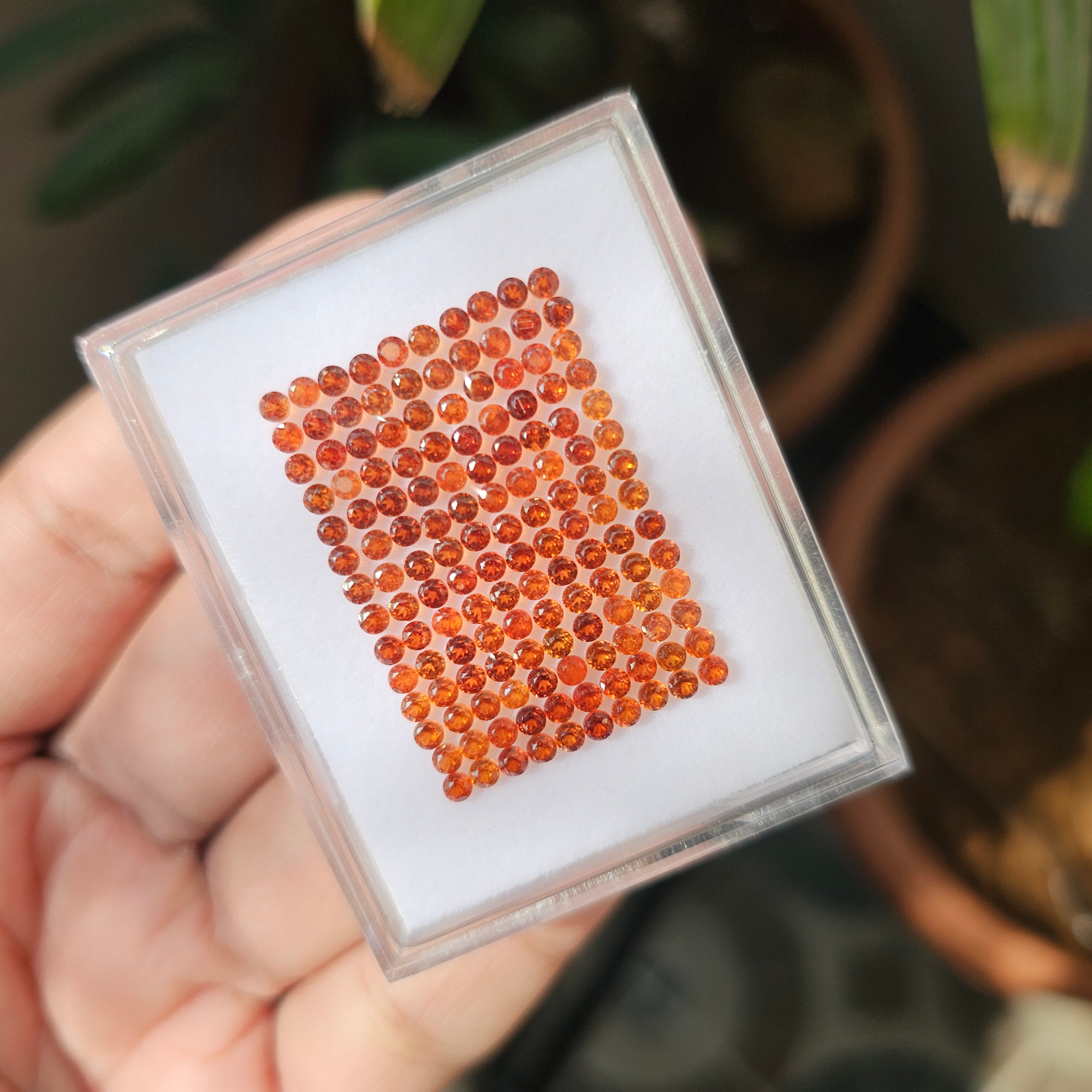 140 Pcs Of Natural Hessonite Garnet Faceted |Round Shape| Size: 2mm - The LabradoriteKing