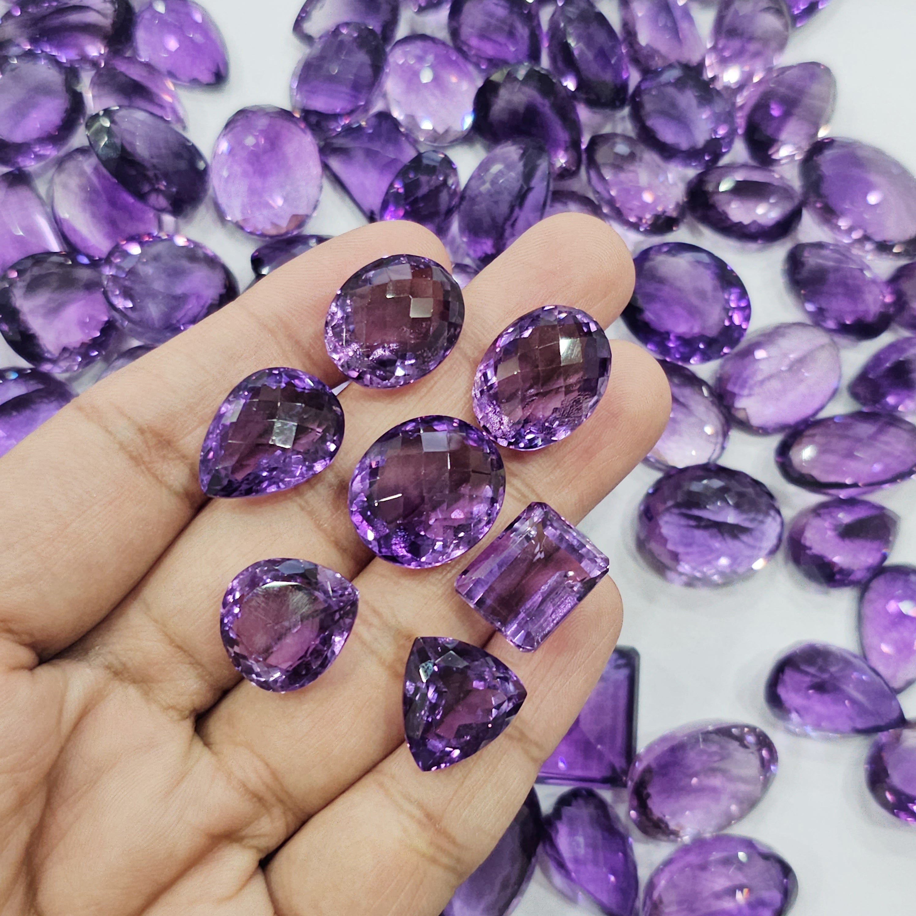 1 Pc Amethyst Gemstone | 20 Cts Size | 20mm Size - The LabradoriteKing
