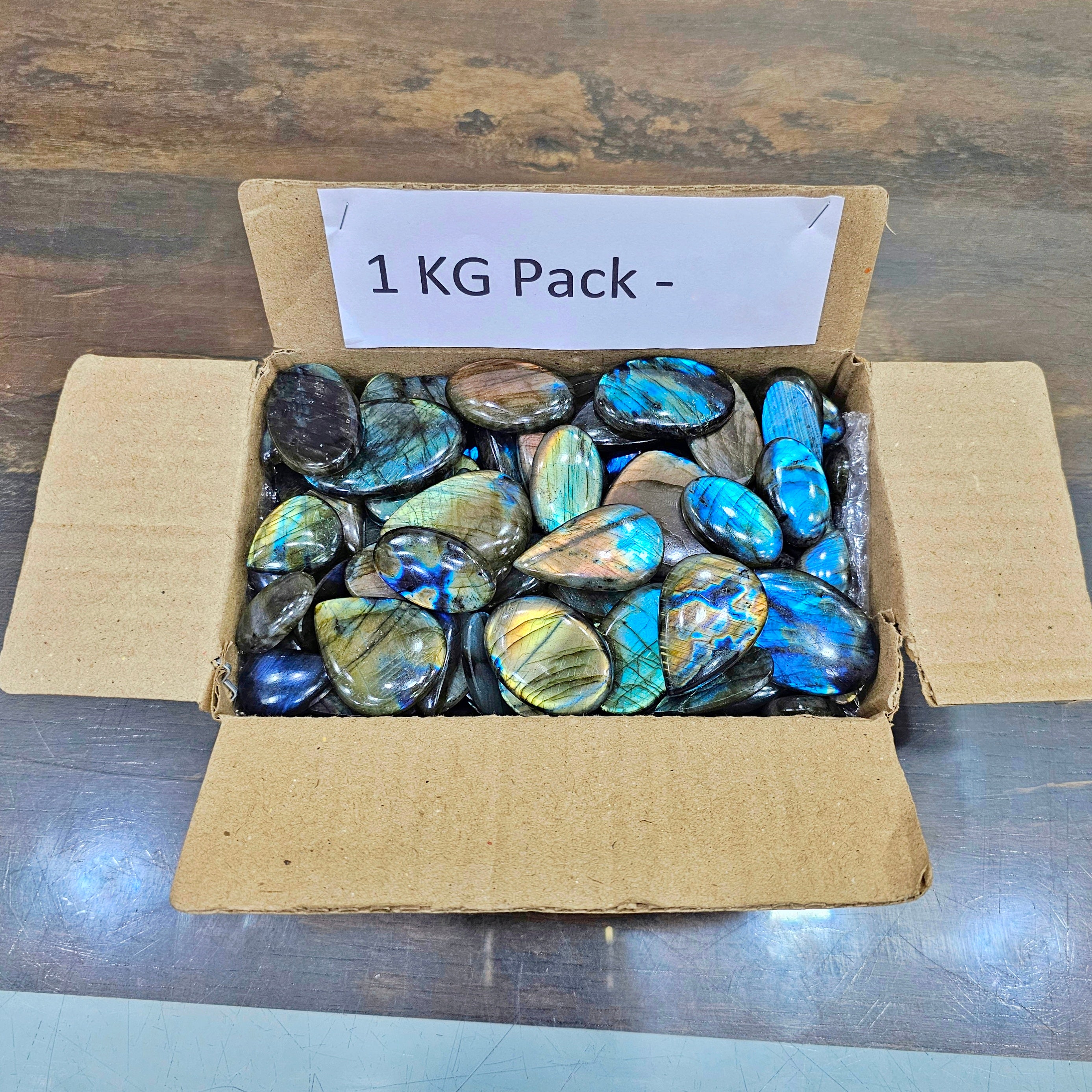 Wholesaleđ„ Labradorite Cabochons V2.0 | Flashy High quality slabs 1-4"Inches | 80-100 pcs - The LabradoriteKing