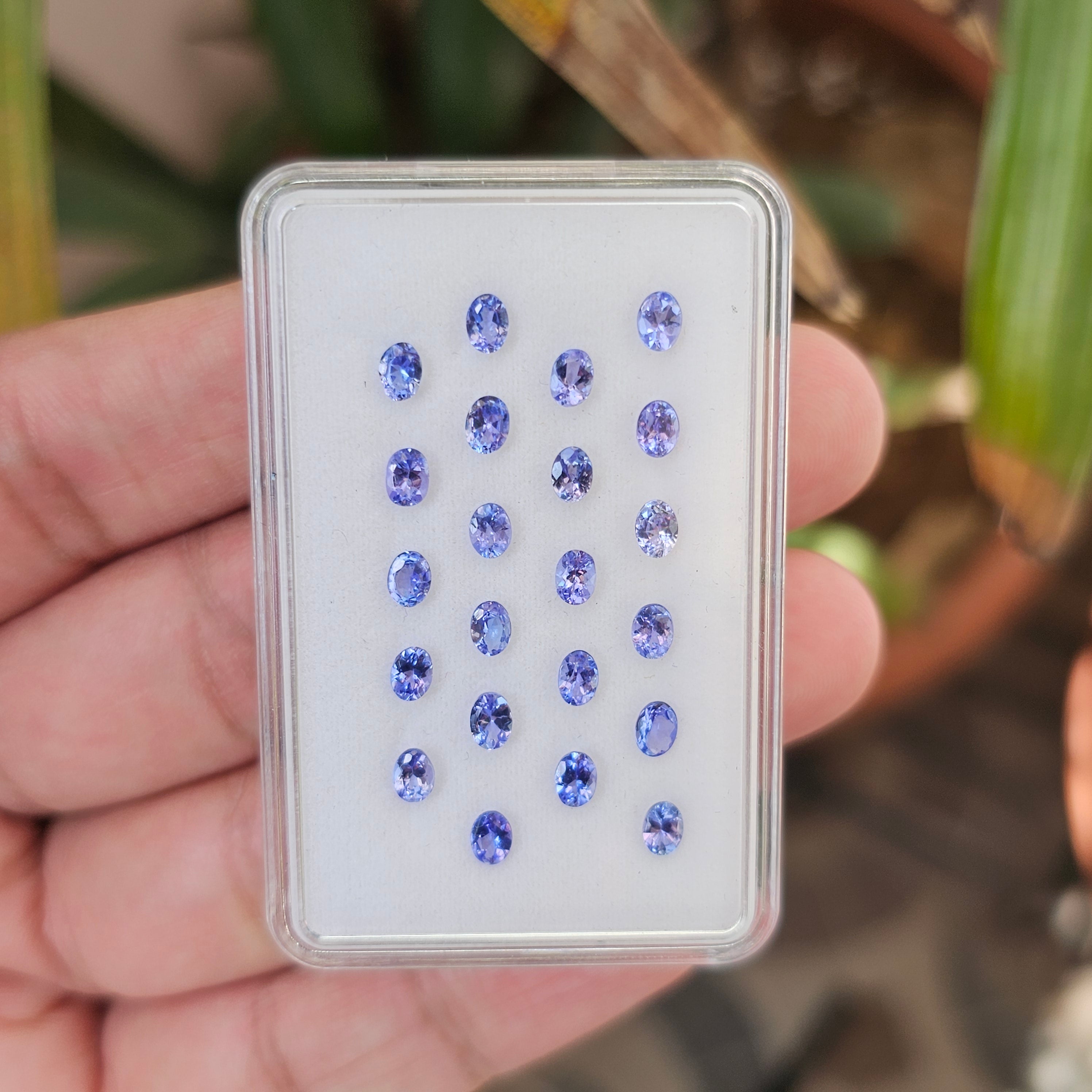 22 Pcs Oval Cut Natural Tanzanite Gemstone | Size: 4x3mm - The LabradoriteKing