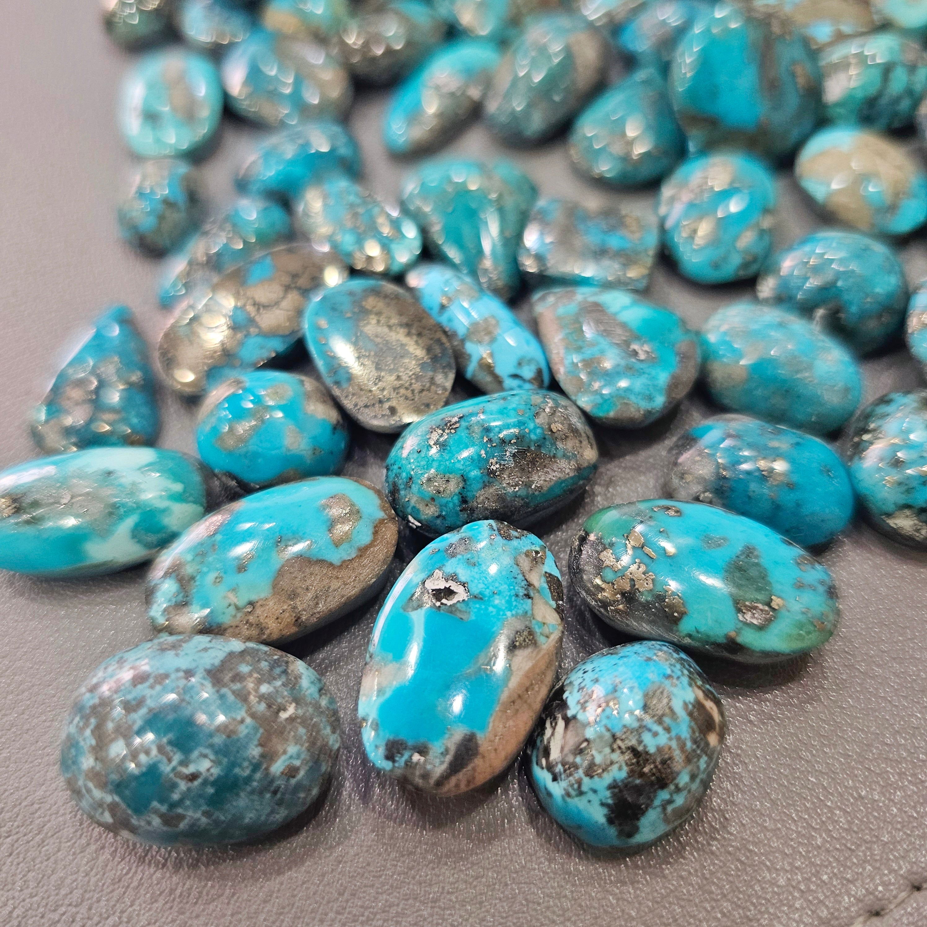 5 Pcs Of Turqouise Natural cabs | 18mm to 25mm sizes - The LabradoriteKing