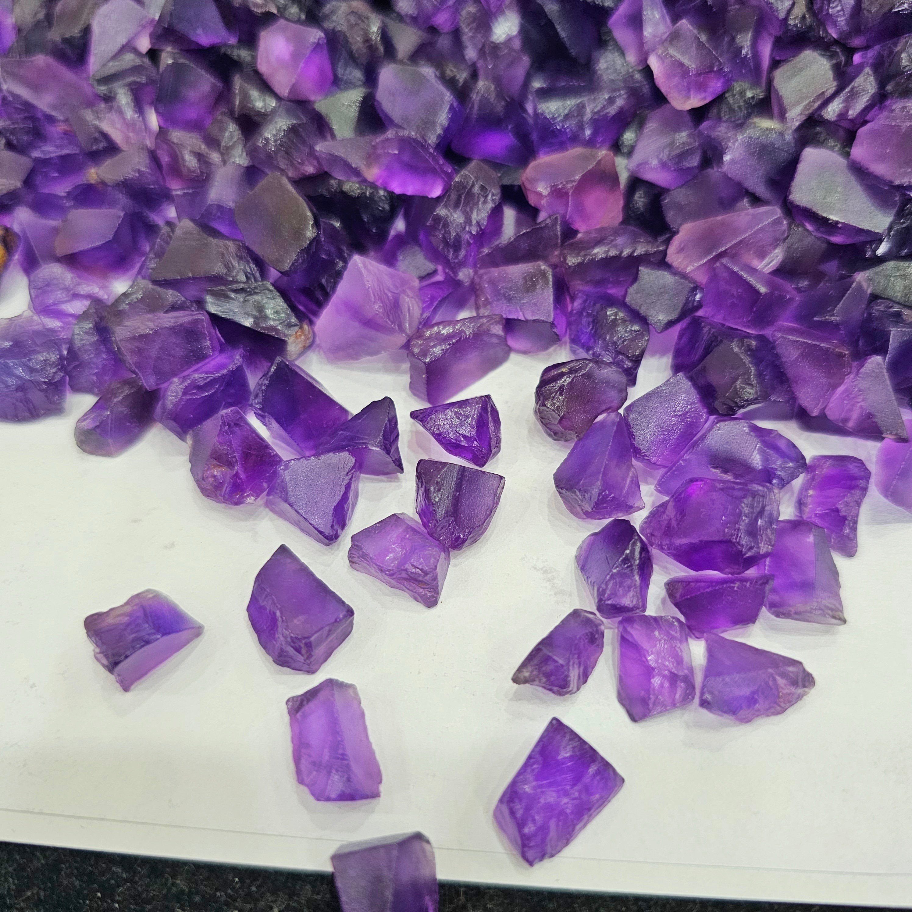 100 Grams of Deep Amethyst rough chunks | 15mm average | Top Quality - The LabradoriteKing