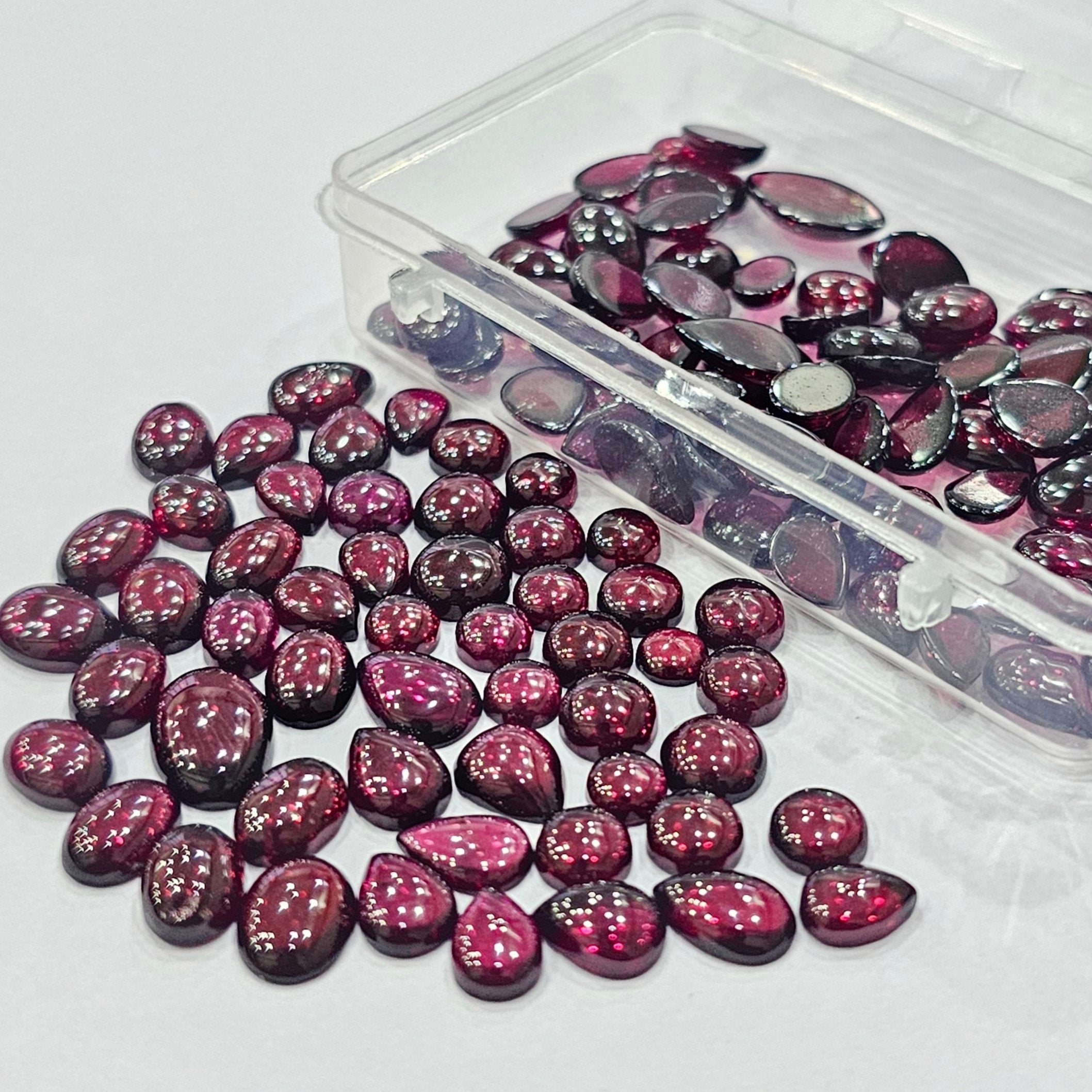 100 Cts scoop of Natural Pyrope Garnets cabs 5-9mm | 60-70 Pcs - The LabradoriteKing