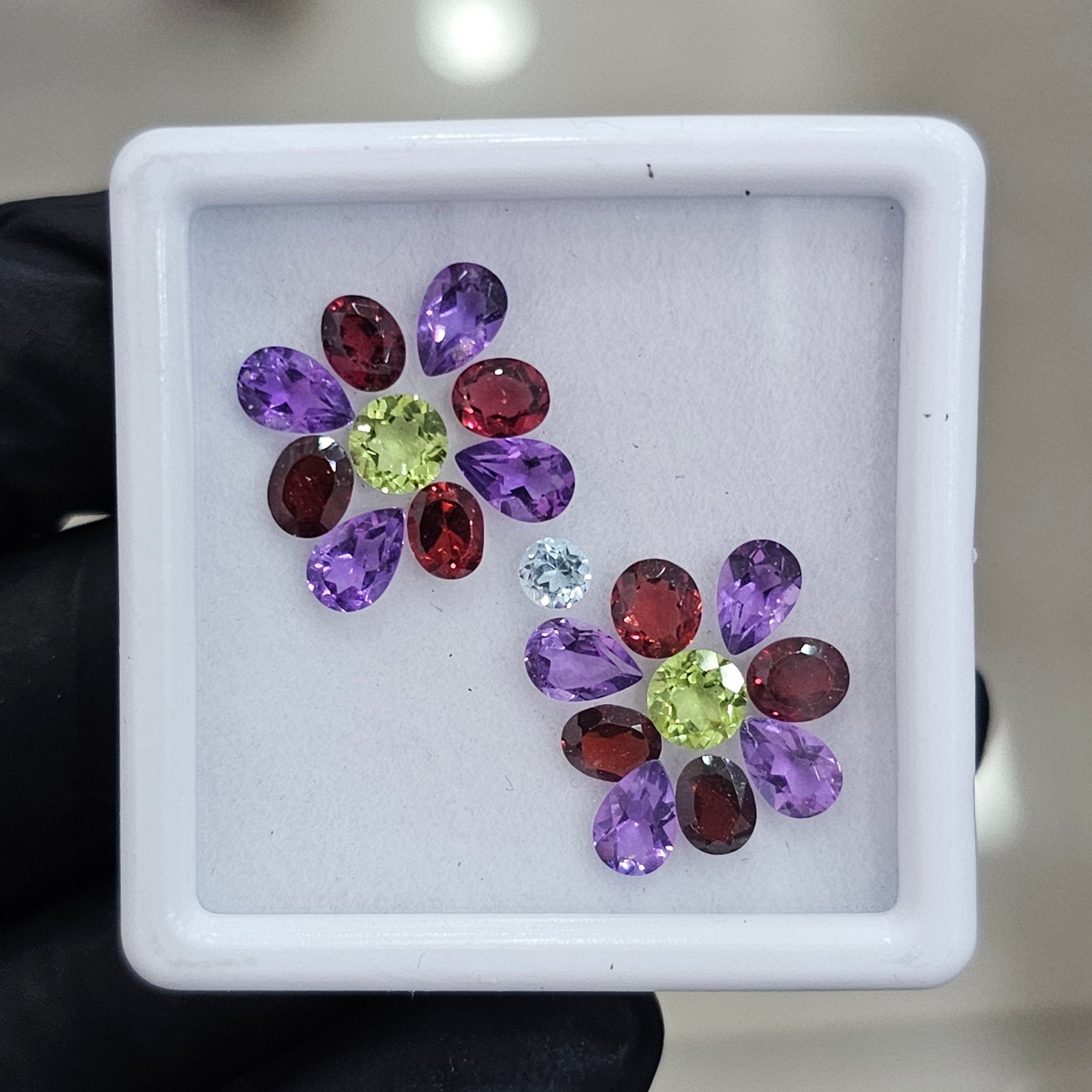 19 Pcs Of Natural Garnet, Peridot, Blue Topaz & Amethyst Faceted | Shape: Mix| Size:3-6mm - The LabradoriteKing