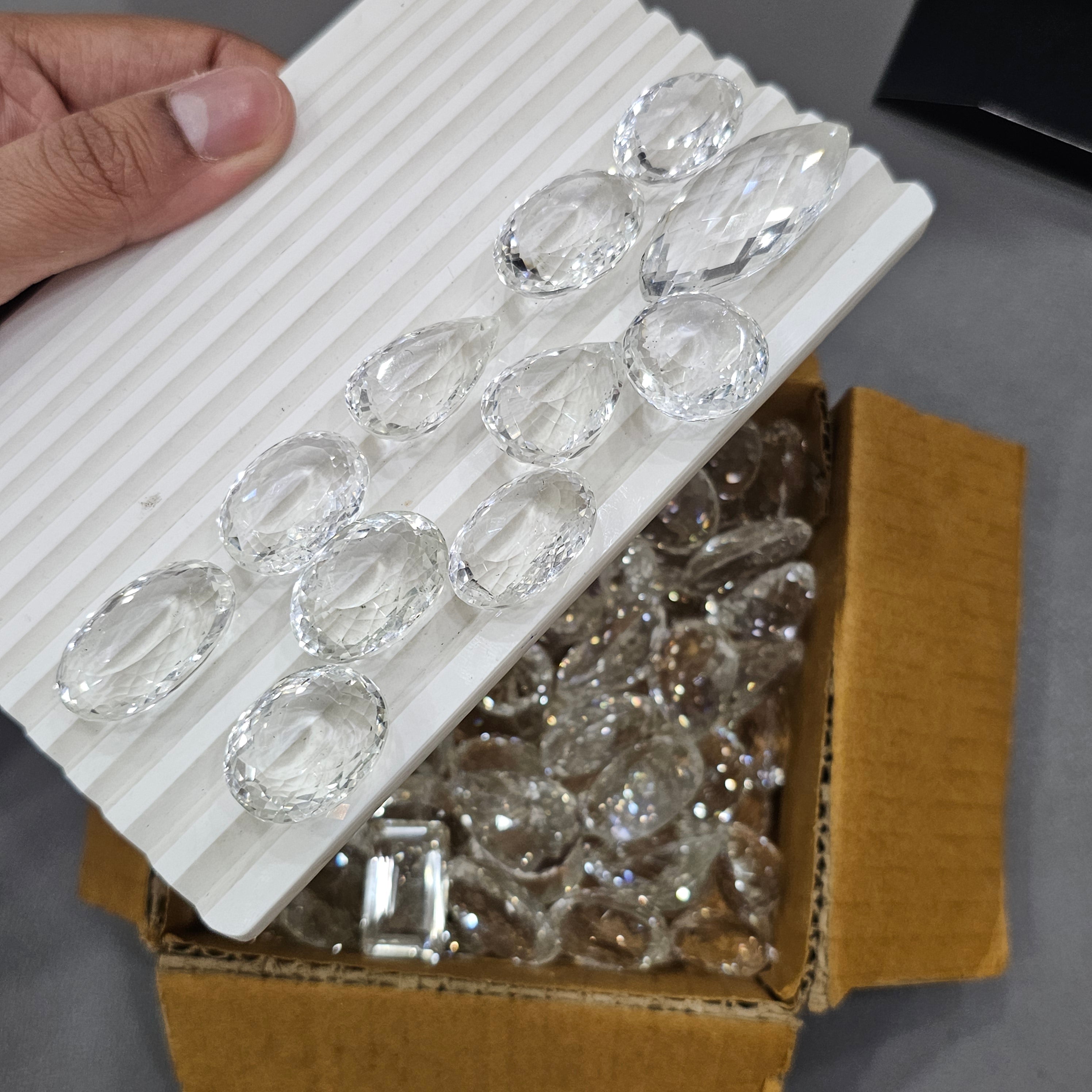 100 Grams if Fine White Clear Quartz from Sri Lanka | Faceted eye clean |16-30mm - The LabradoriteKing