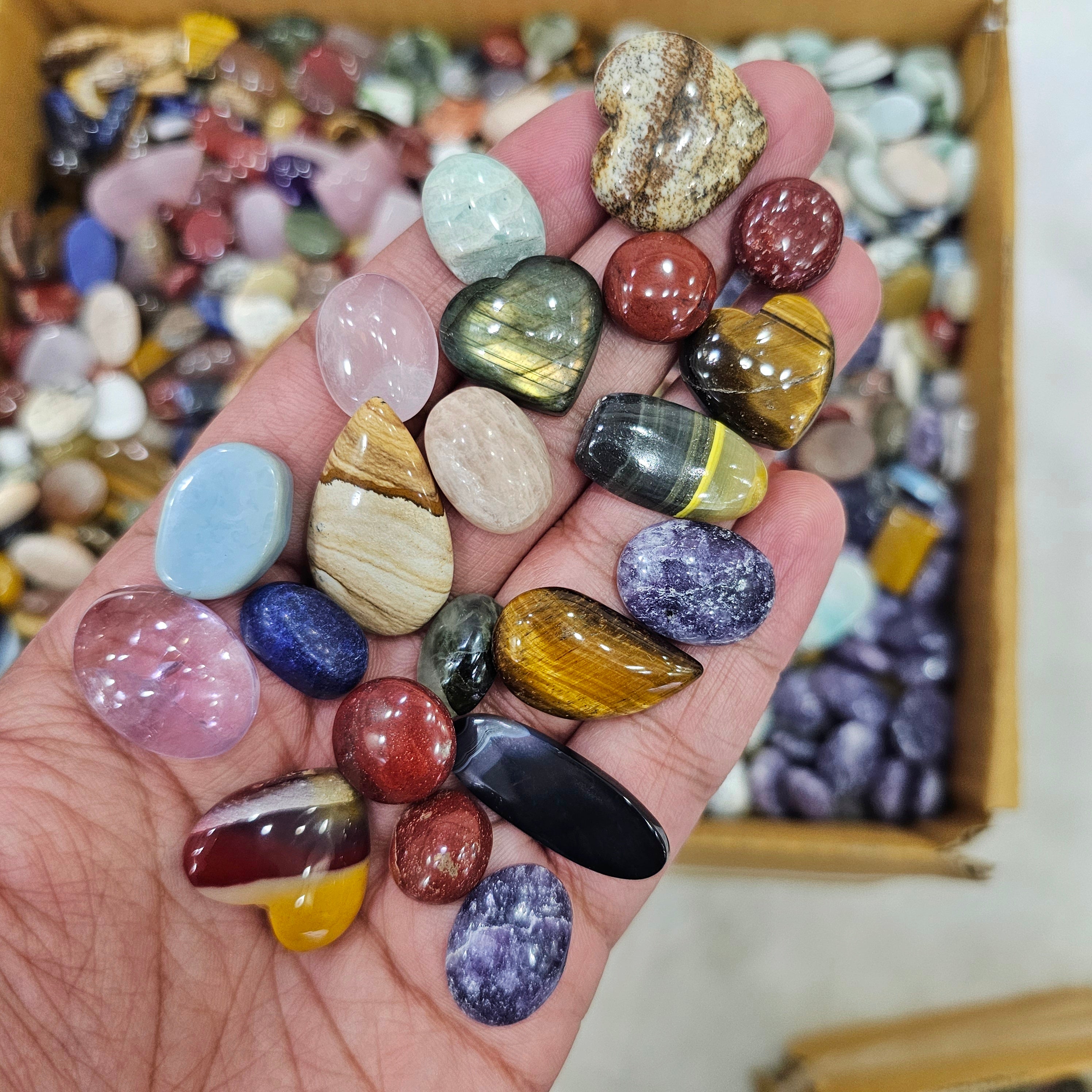 100 Pcs Mix Cabochons 2025 Pack | 13mm to 25mm - The LabradoriteKing