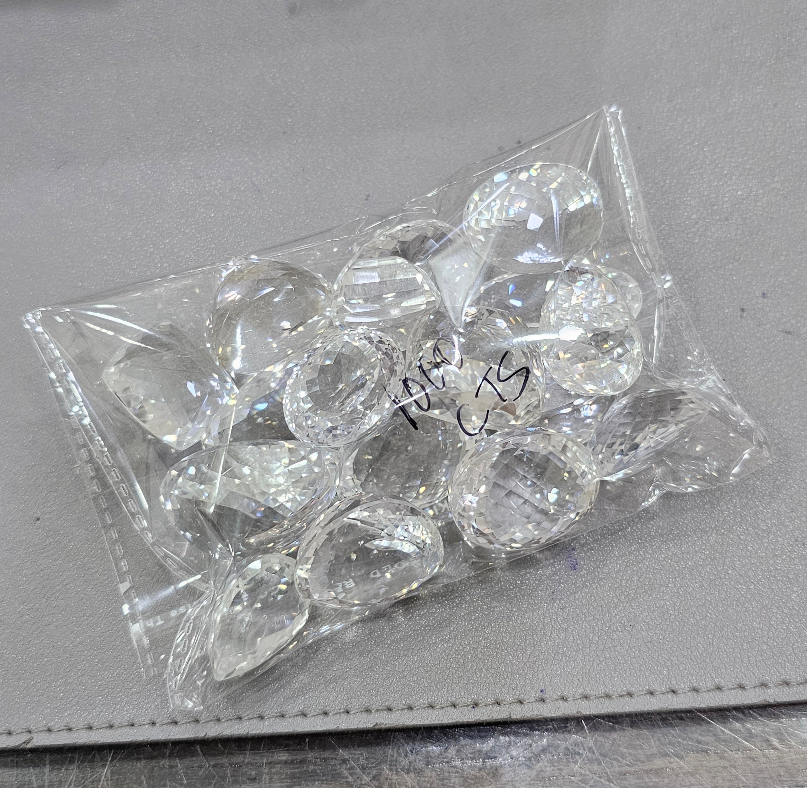 1000 Carats of Clear Quartz 20-35mm | Flawless | 20-25 Pcs - The LabradoriteKing