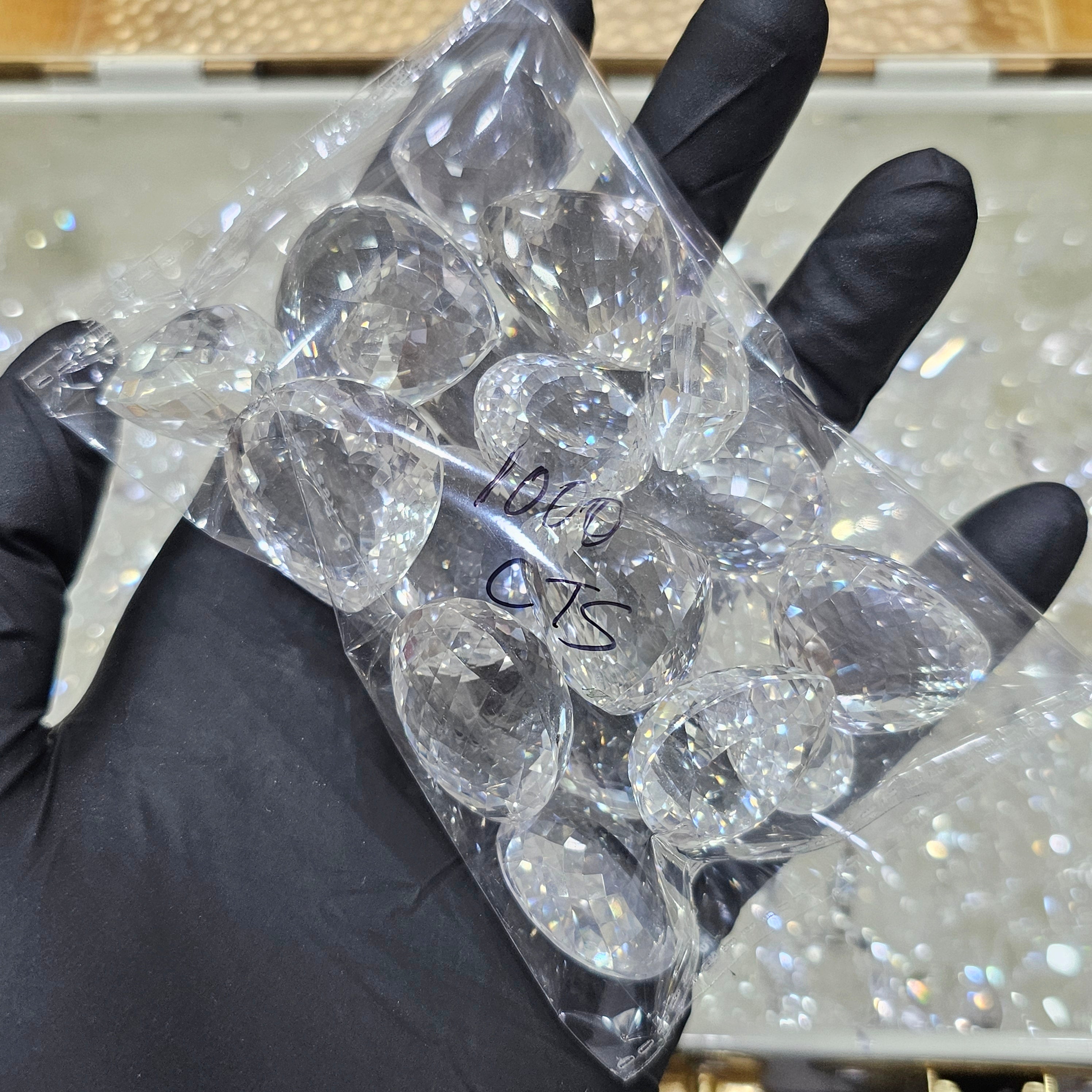 1000 Carats of Clear Quartz 20-35mm | Flawless | 20-25 Pcs - The LabradoriteKing