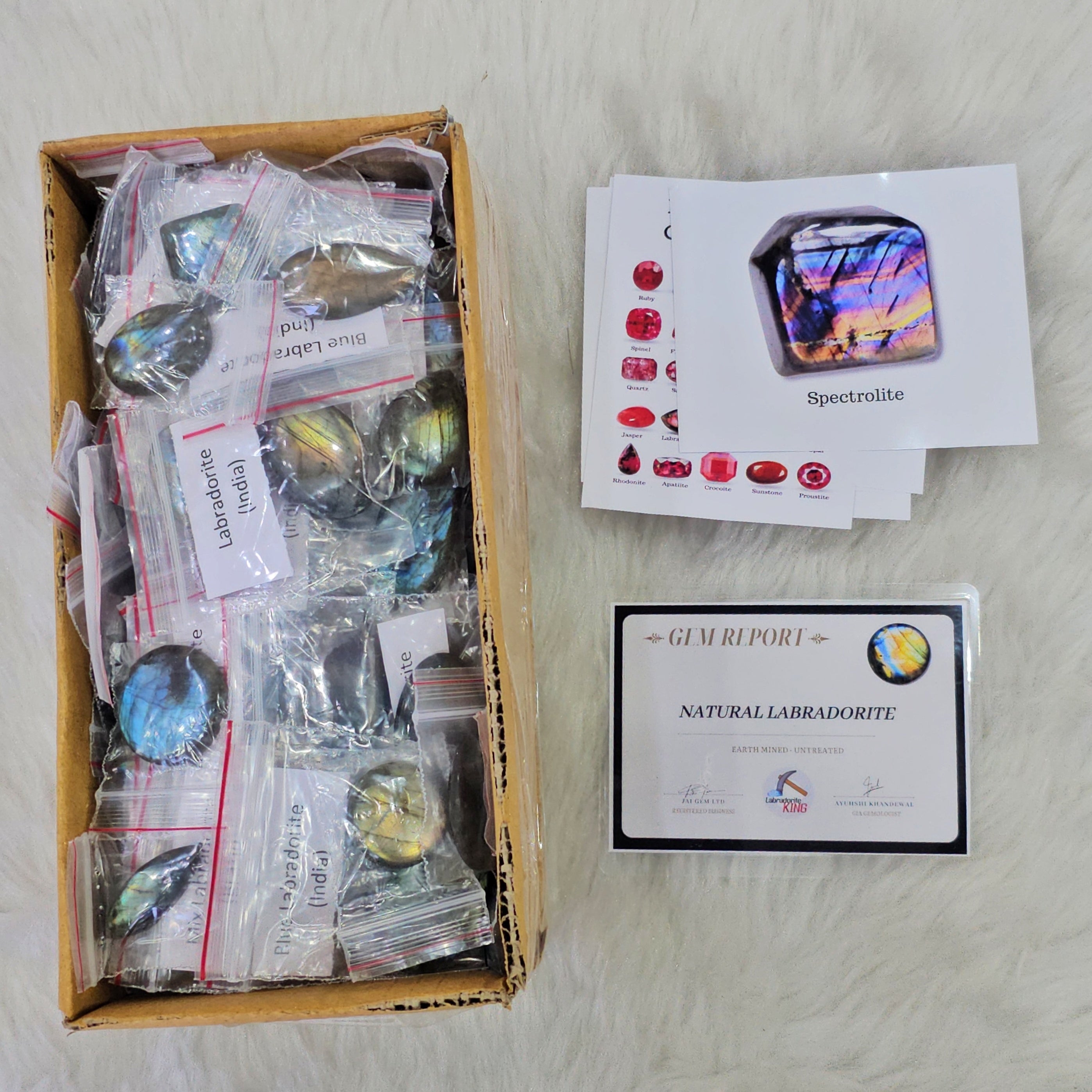 Wholesale🔥 Labradorite Cabochons V2.0 | Flashy High quality slabs 1-3"Inches | 80-100 pcs - The LabradoriteKing