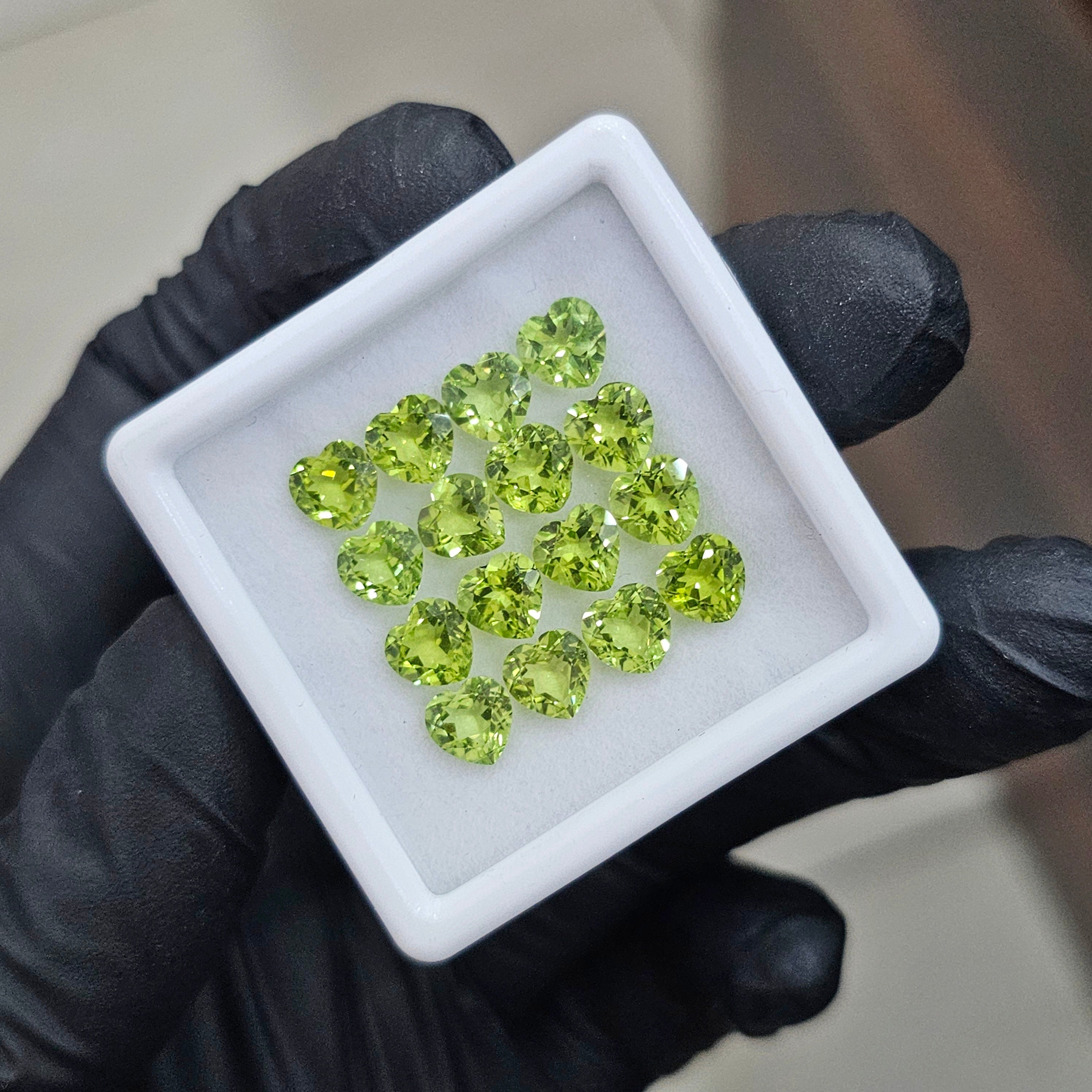 16 Pcs Natural Peridot Faceted | Heart | Size: 6mm - The LabradoriteKing