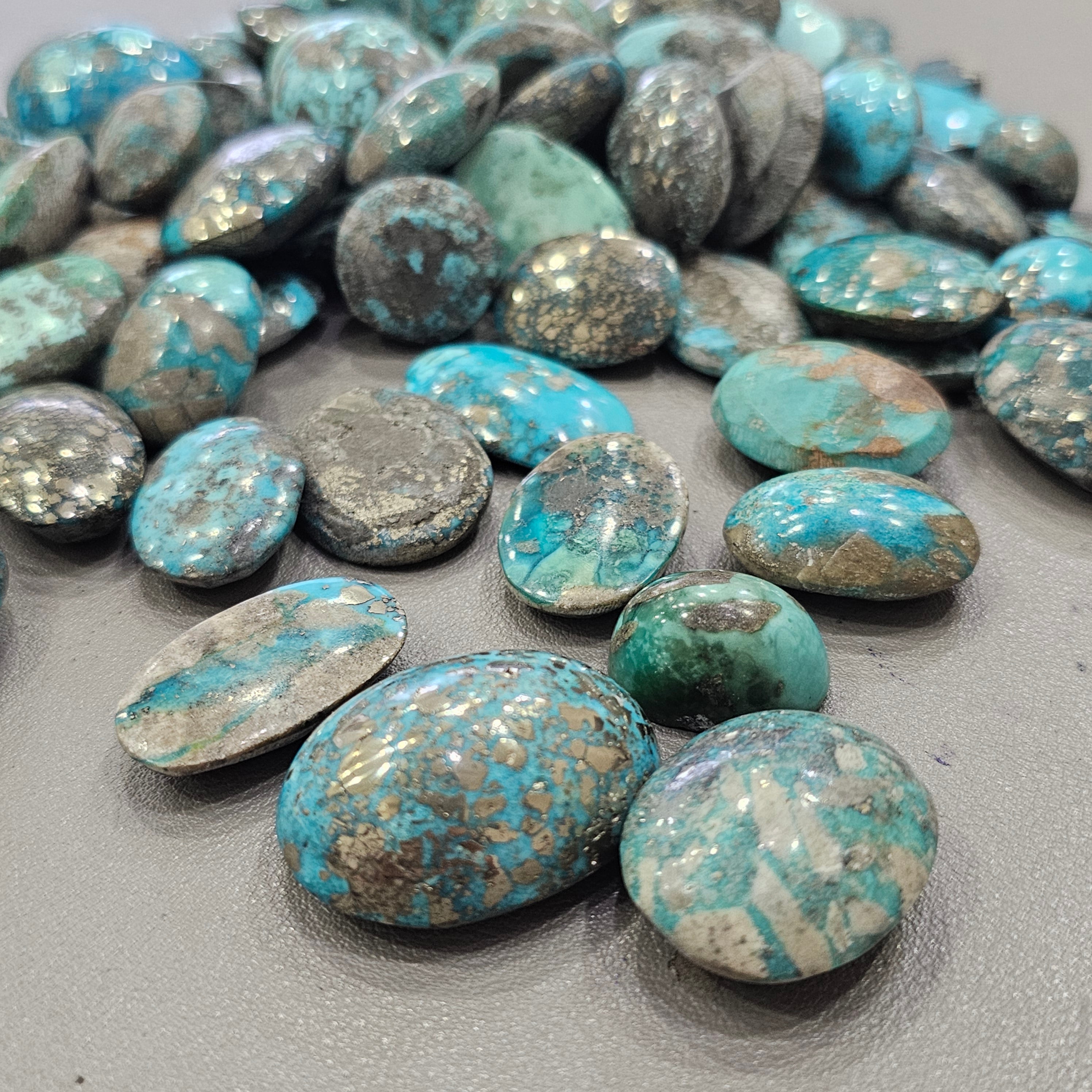 250 Grams Natural Turquoise Stones | 20-35mm Size | 20-25 Pieces - The LabradoriteKing