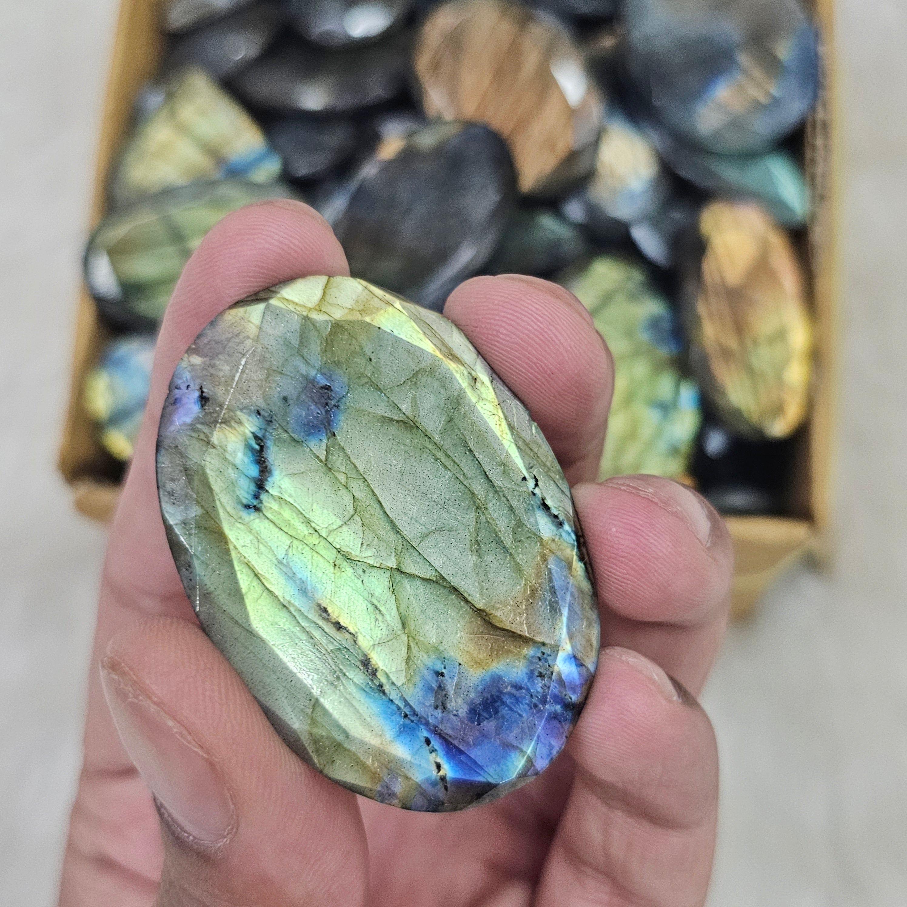 500 Grams of Gem Cut Labradorite | 20mm to 40mm mix sizes | 40 Pcs approx - The LabradoriteKing