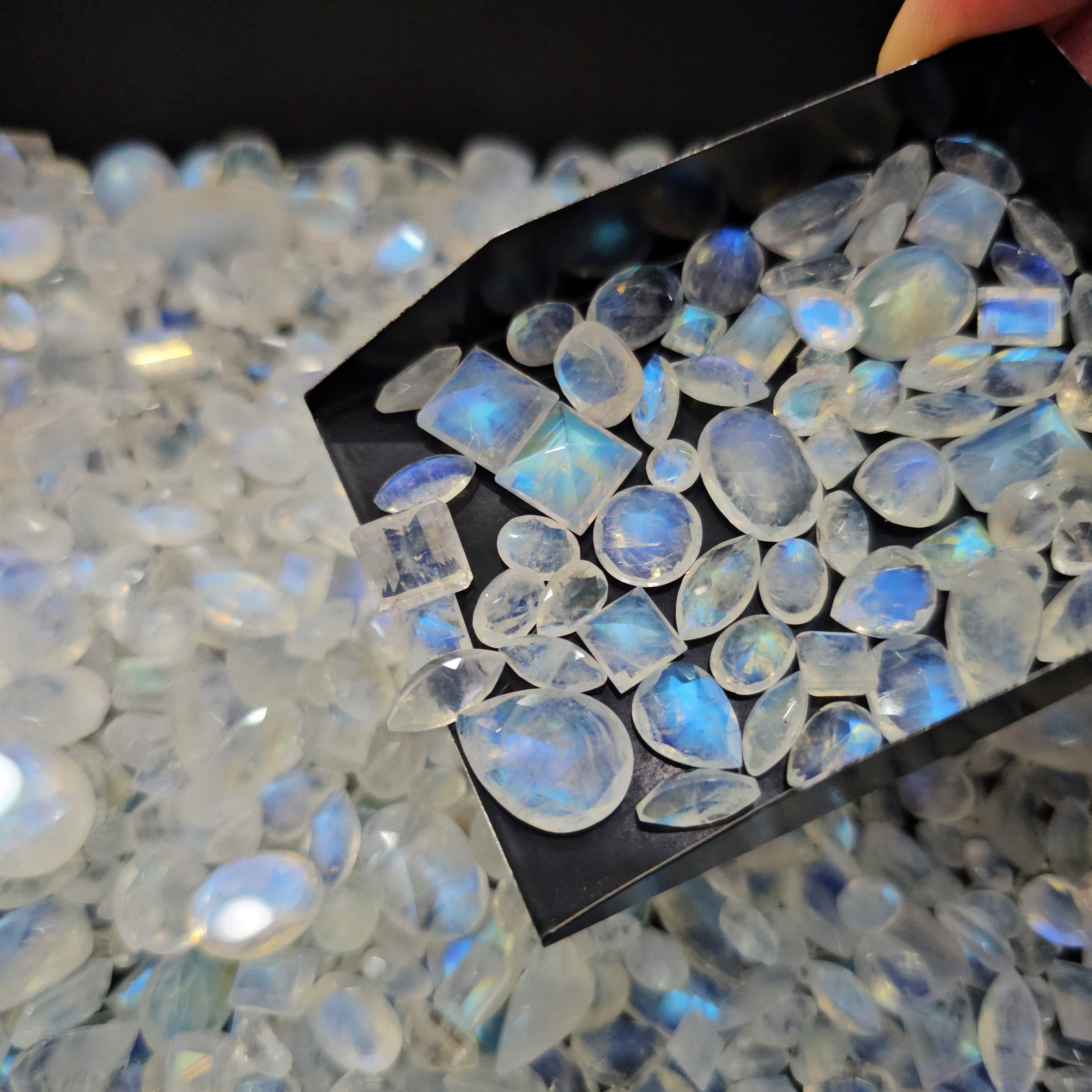 100 Carats of Faceted Rainbow Moonstone | 35-40 Pcs scoop | 6-15mm - The LabradoriteKing