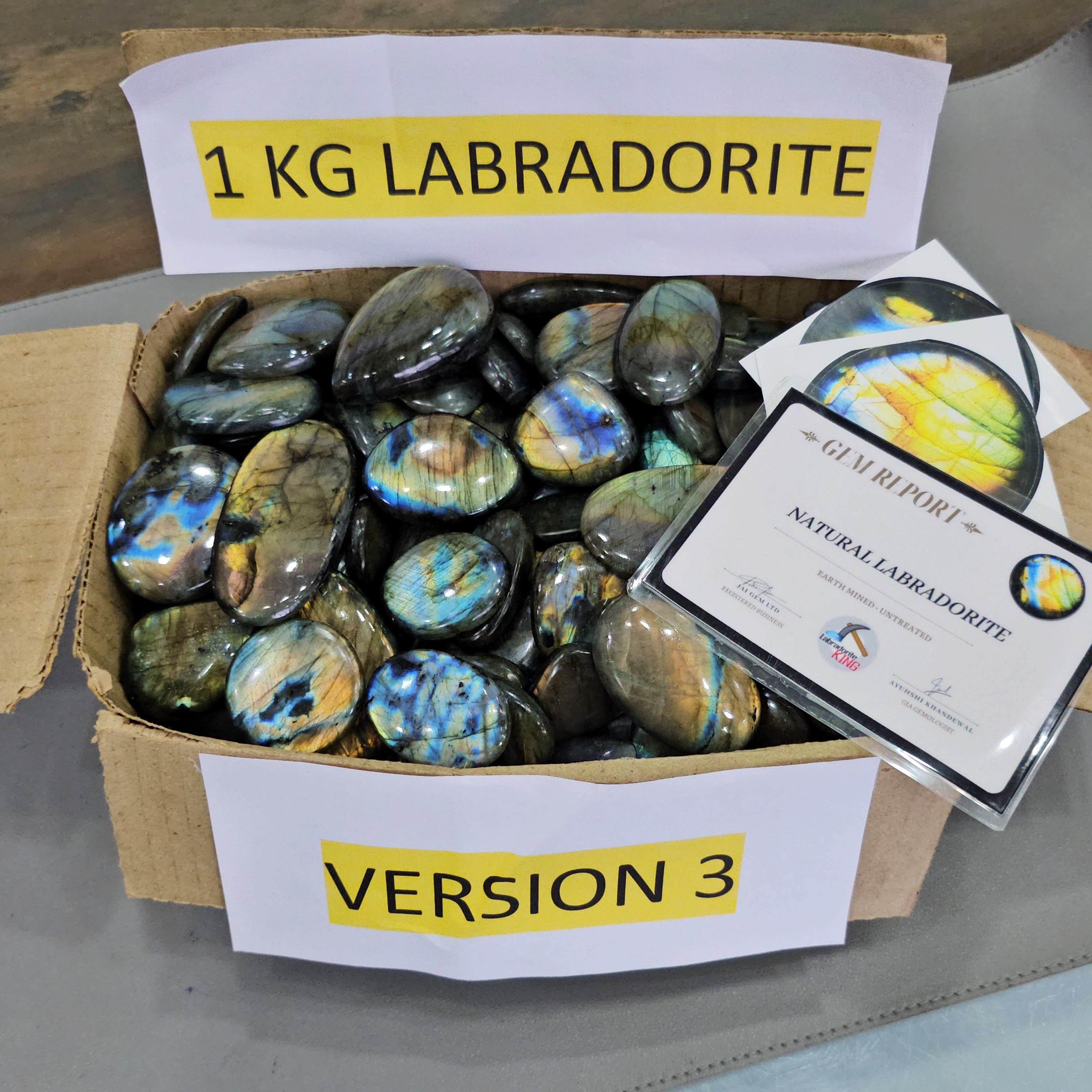 Wholesaleđ„ Labradorite Cabochons V3.0 | Flashy High quality slabs 1-3"Inches | 80-100 pcs - The LabradoriteKing
