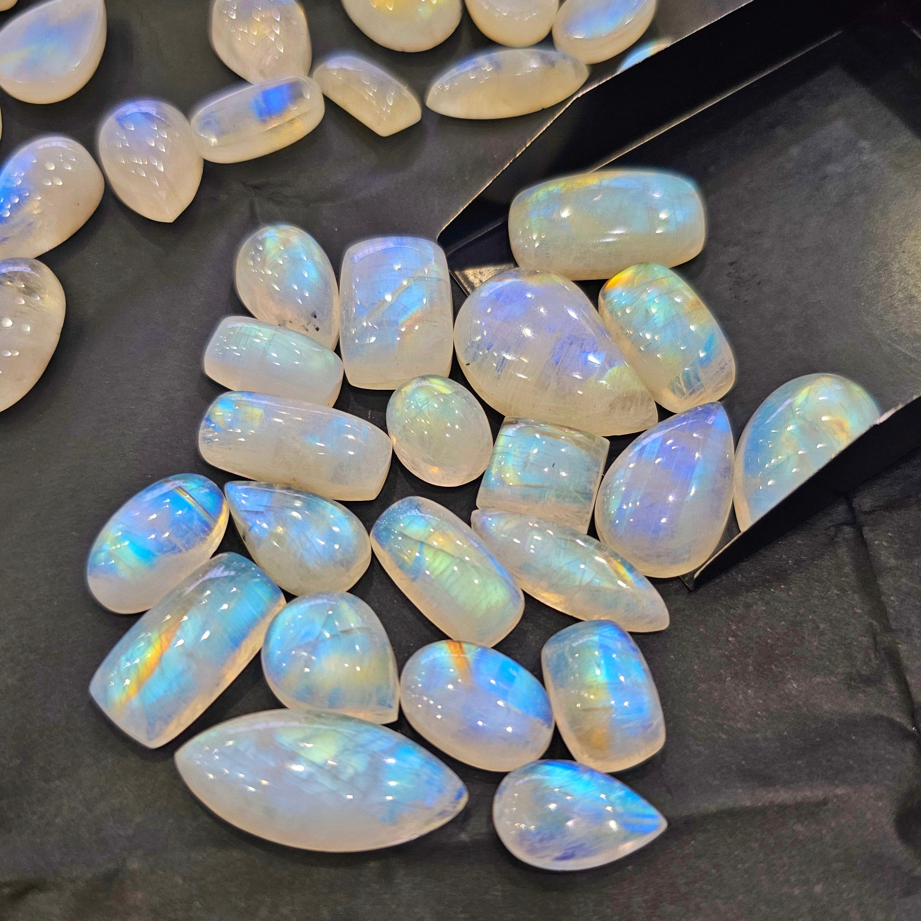 100 Grams of Rainbow Monstone | 10mm to 30mm sizss | 30 Pcs approx - The LabradoriteKing
