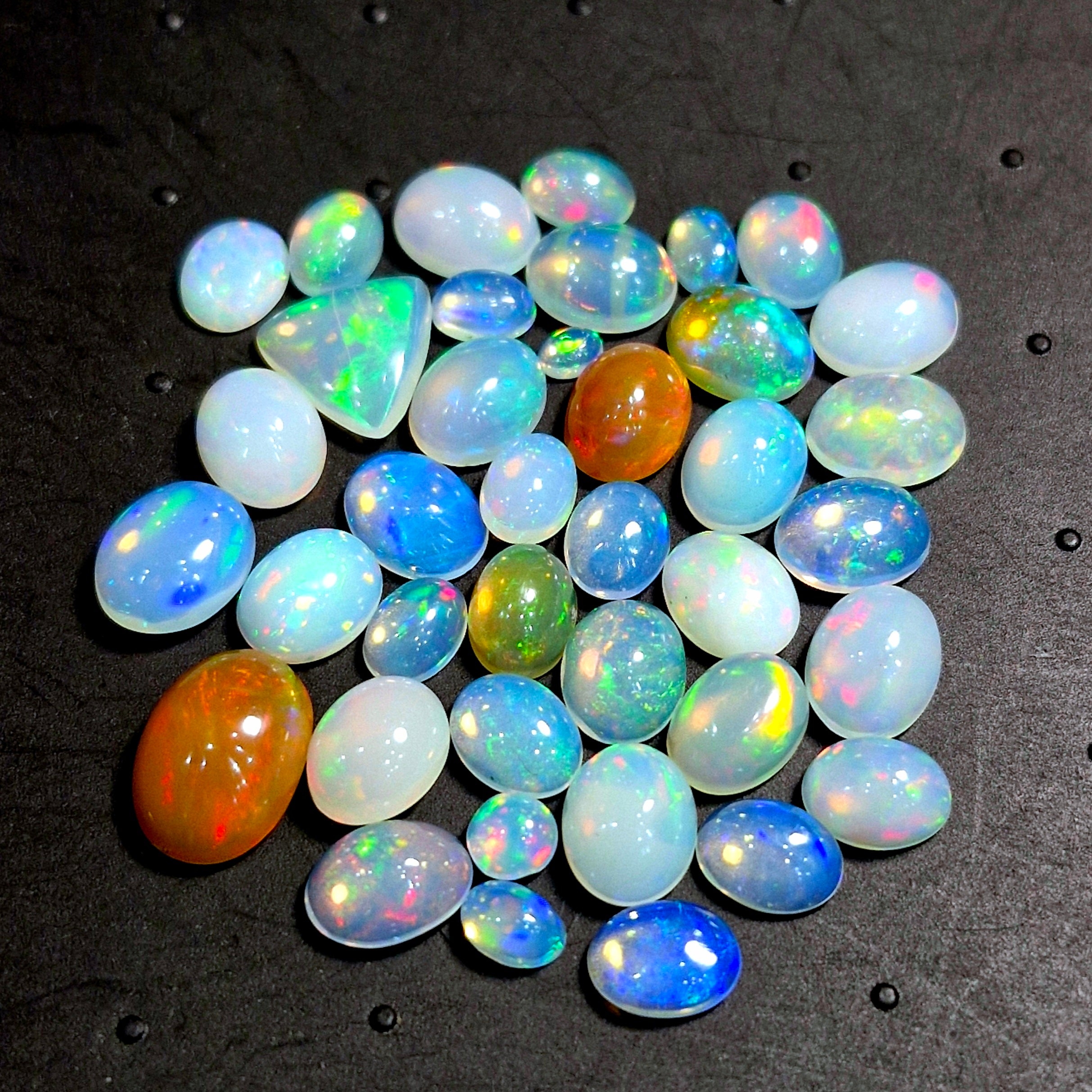 39 pcs Natural Multi Fire Opal Ethiopian | Shape: Oval And Trillion| Size:12-4mm - The LabradoriteKing