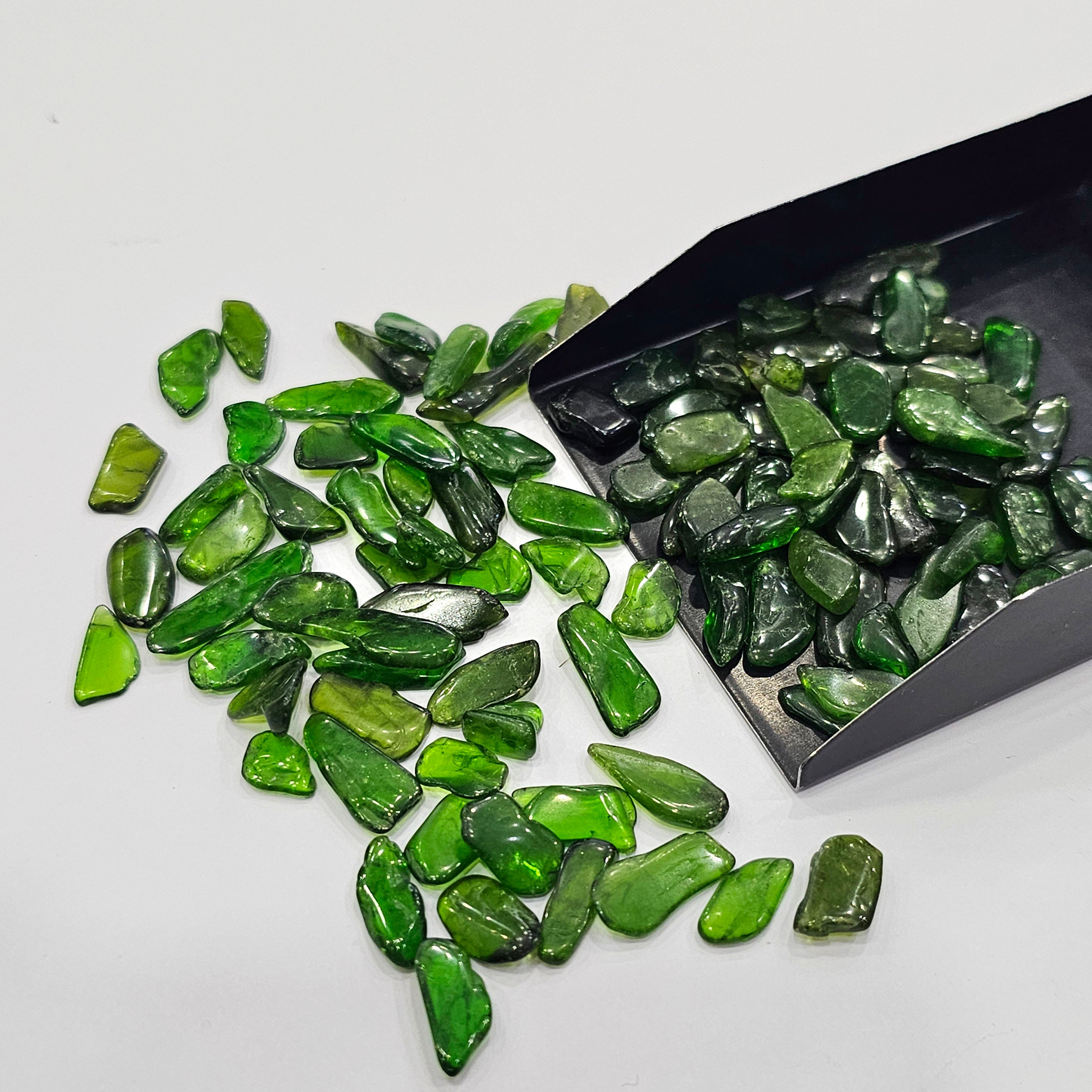 100cts Natural Chrome Diopside Slices | Size:5-20mm | 60-70Pcs - The LabradoriteKing