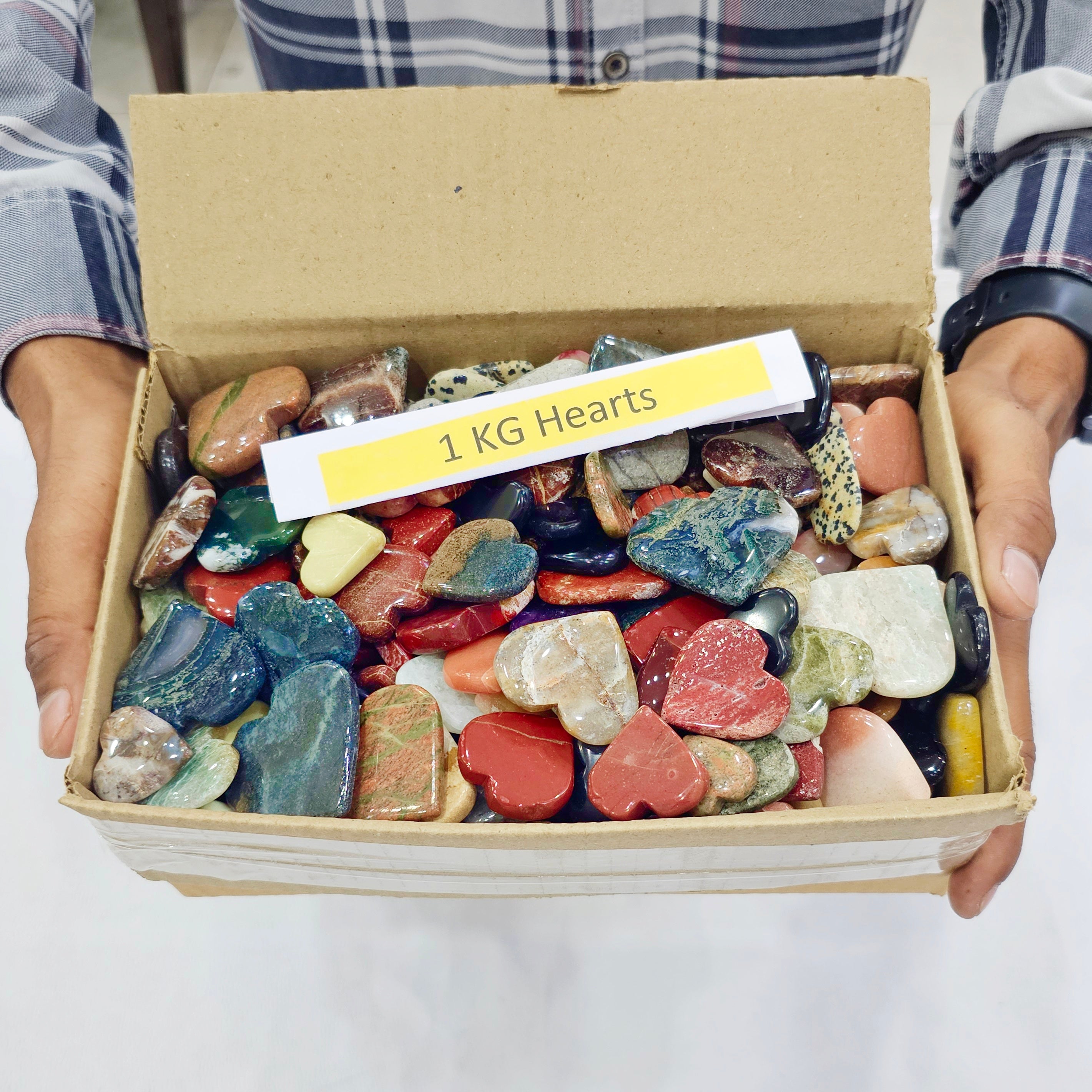 1KG Mixed Heart-Shaped Gemstone Cabochons | 20–40mm | 90–110 Pieces | Assorted Natural Stones - The LabradoriteKing