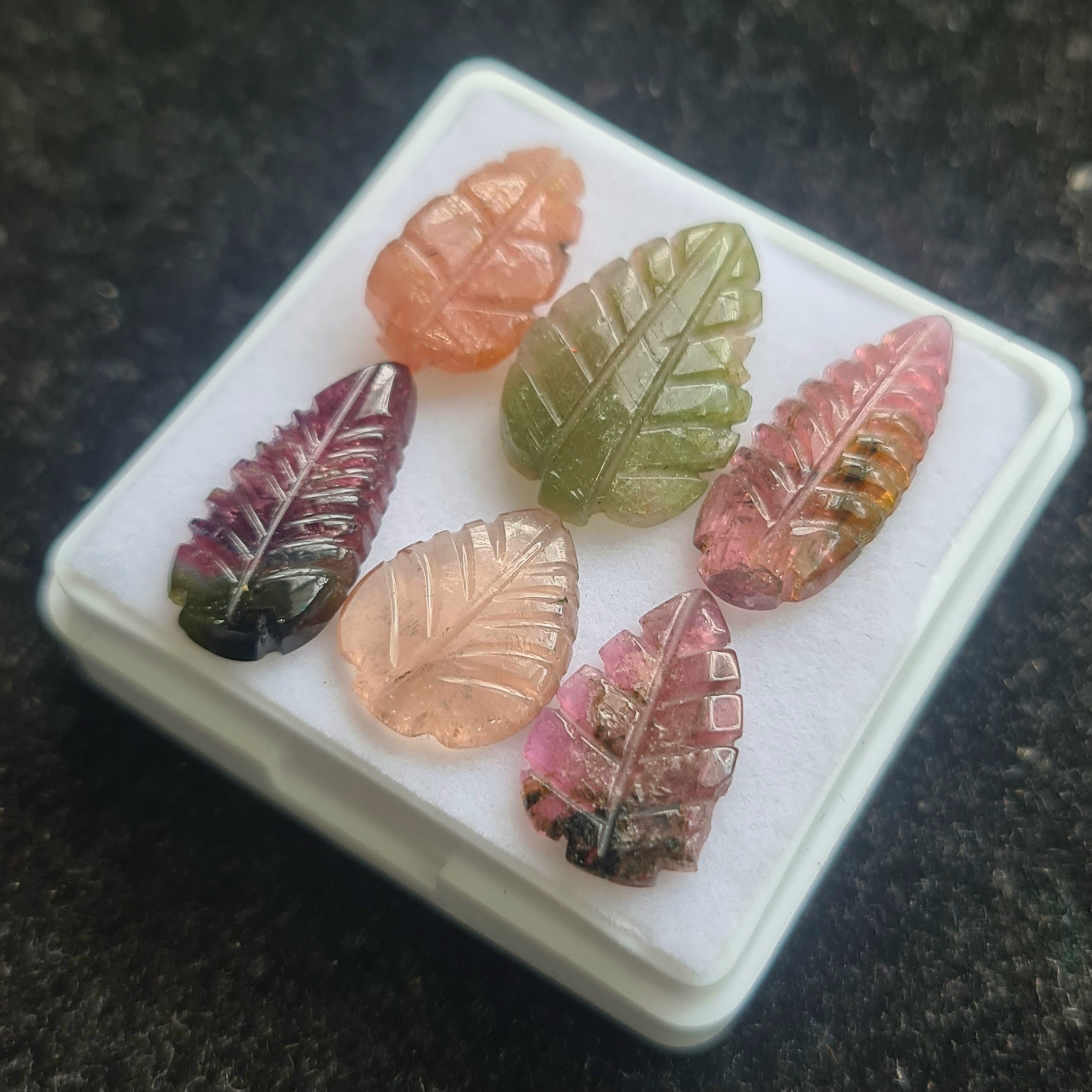 6 Pcs Natural Tourmaline Leaf Carved |Pear| Size: 14-21mm - The LabradoriteKing