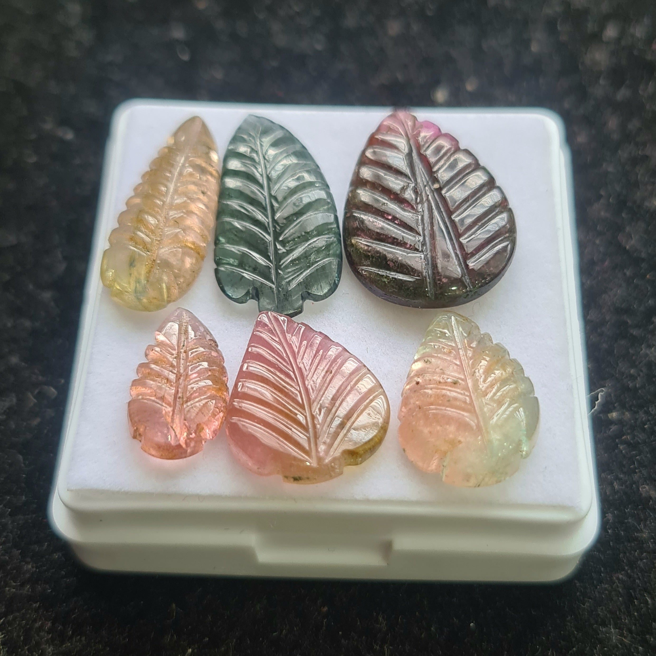6 Pcs Natural Tourmaline Leaf Carved |Pear| Size: 13-21mm - The LabradoriteKing