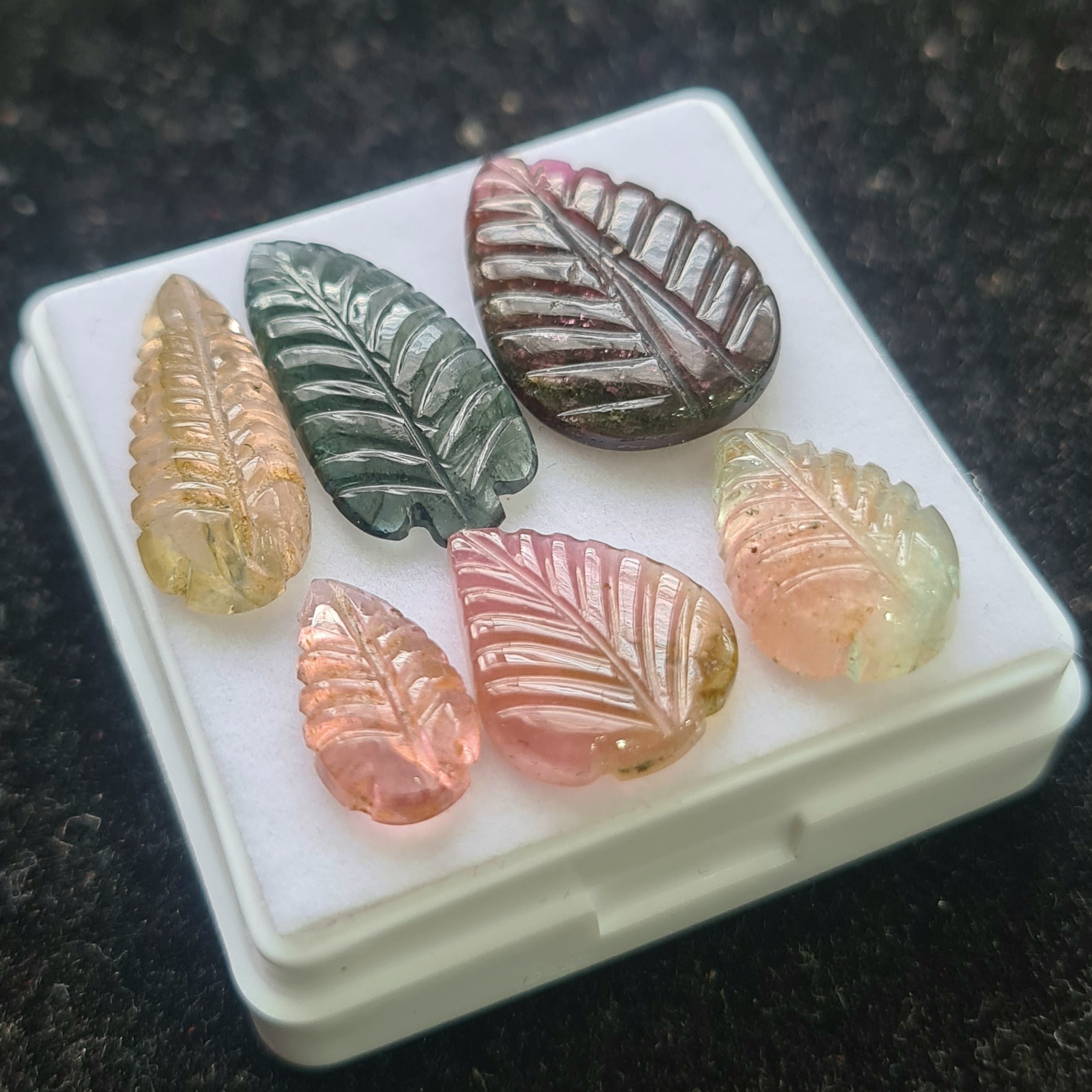 6 Pcs Natural Tourmaline Leaf Carved |Pear| Size: 13-21mm - The LabradoriteKing