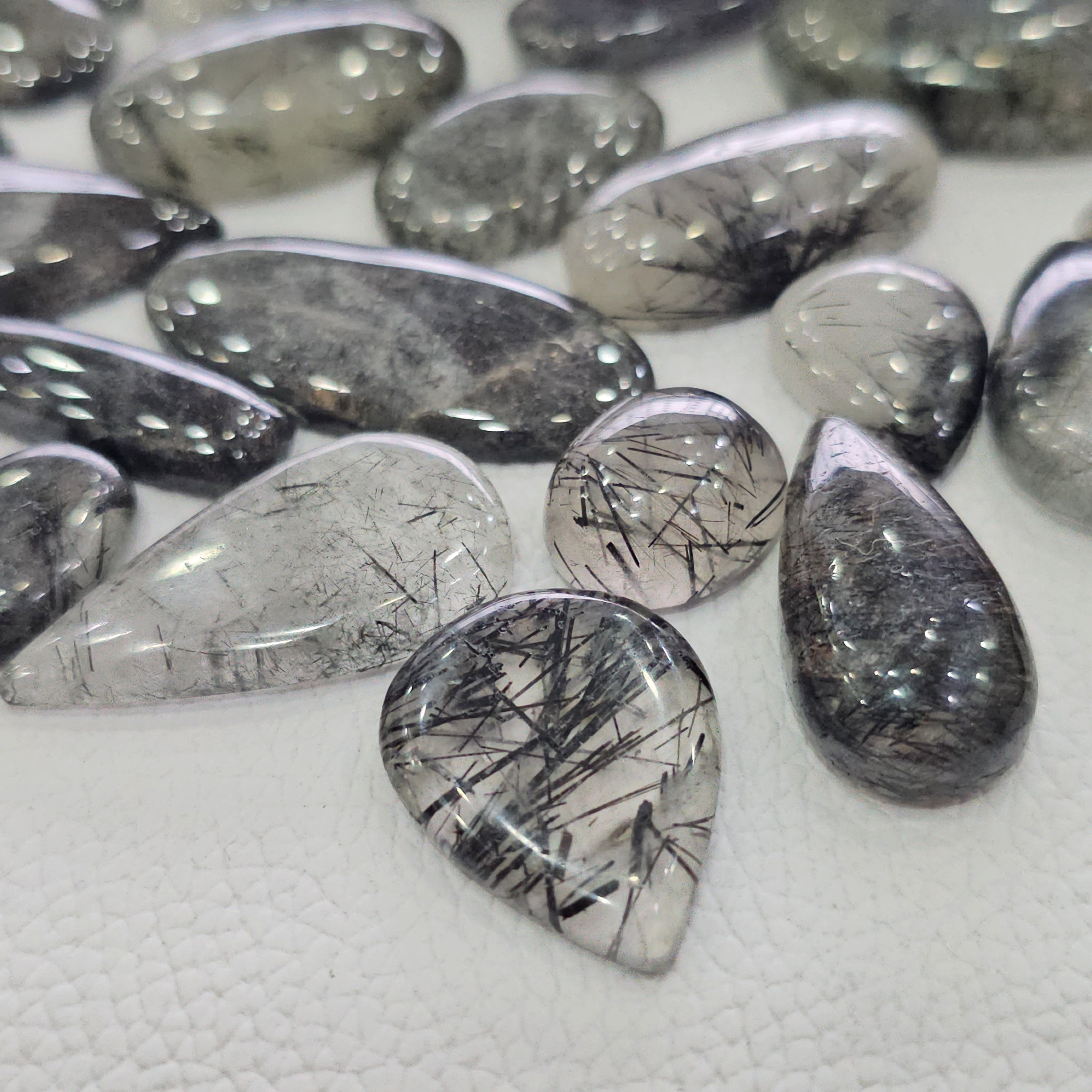 100 Grams of Sri Lankan Black Rutile Quartz | 12–40mm | 26–30 Pcs | - The LabradoriteKing