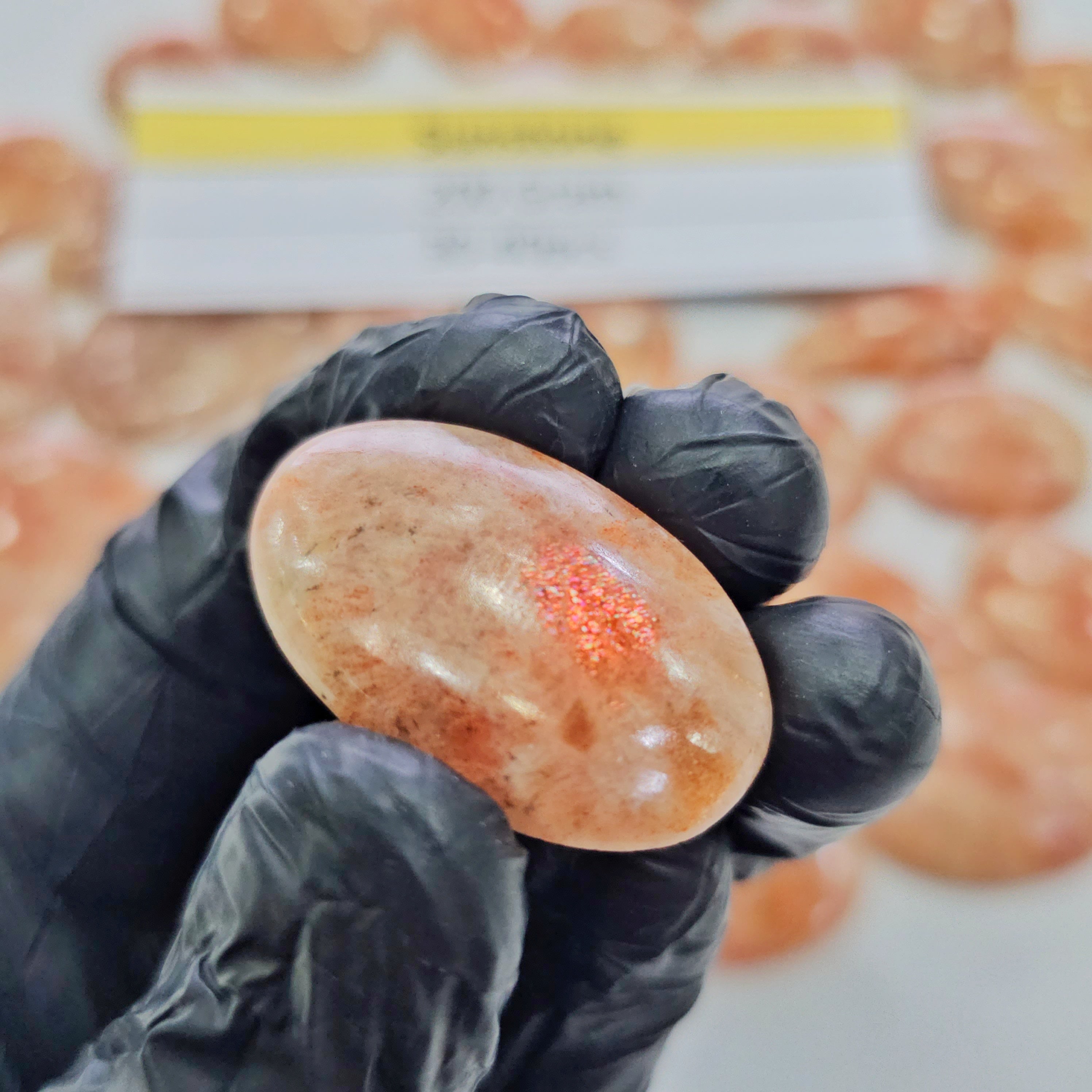 200 Grams Of Sunstone With Golden Petch Flash | 30-40 pcs | 25mm-44mm - The LabradoriteKing
