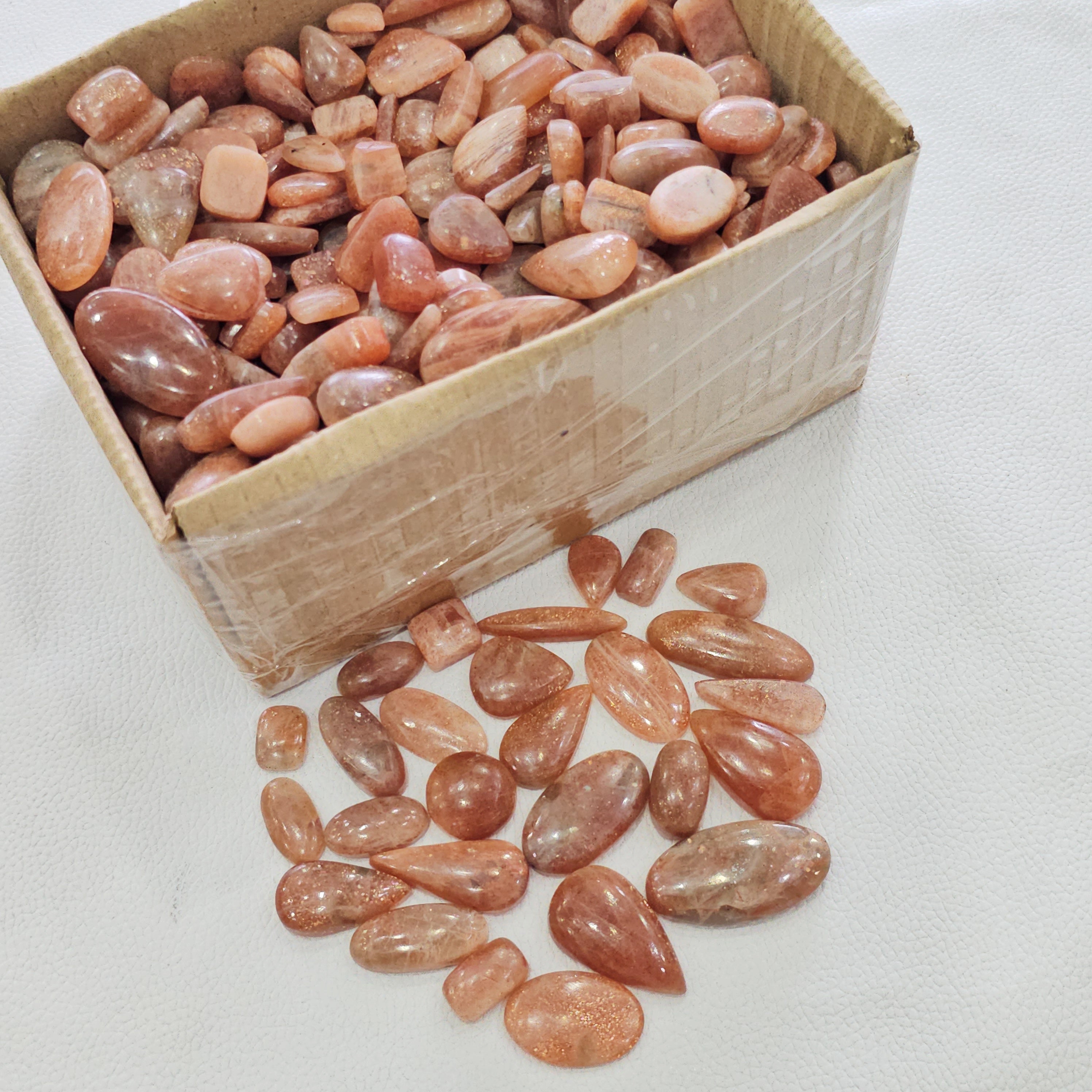 500 Grams Natural Sunstone Cabochons | 12–39mm | 170–190 Pcs | Mixed Shapes - The LabradoriteKing