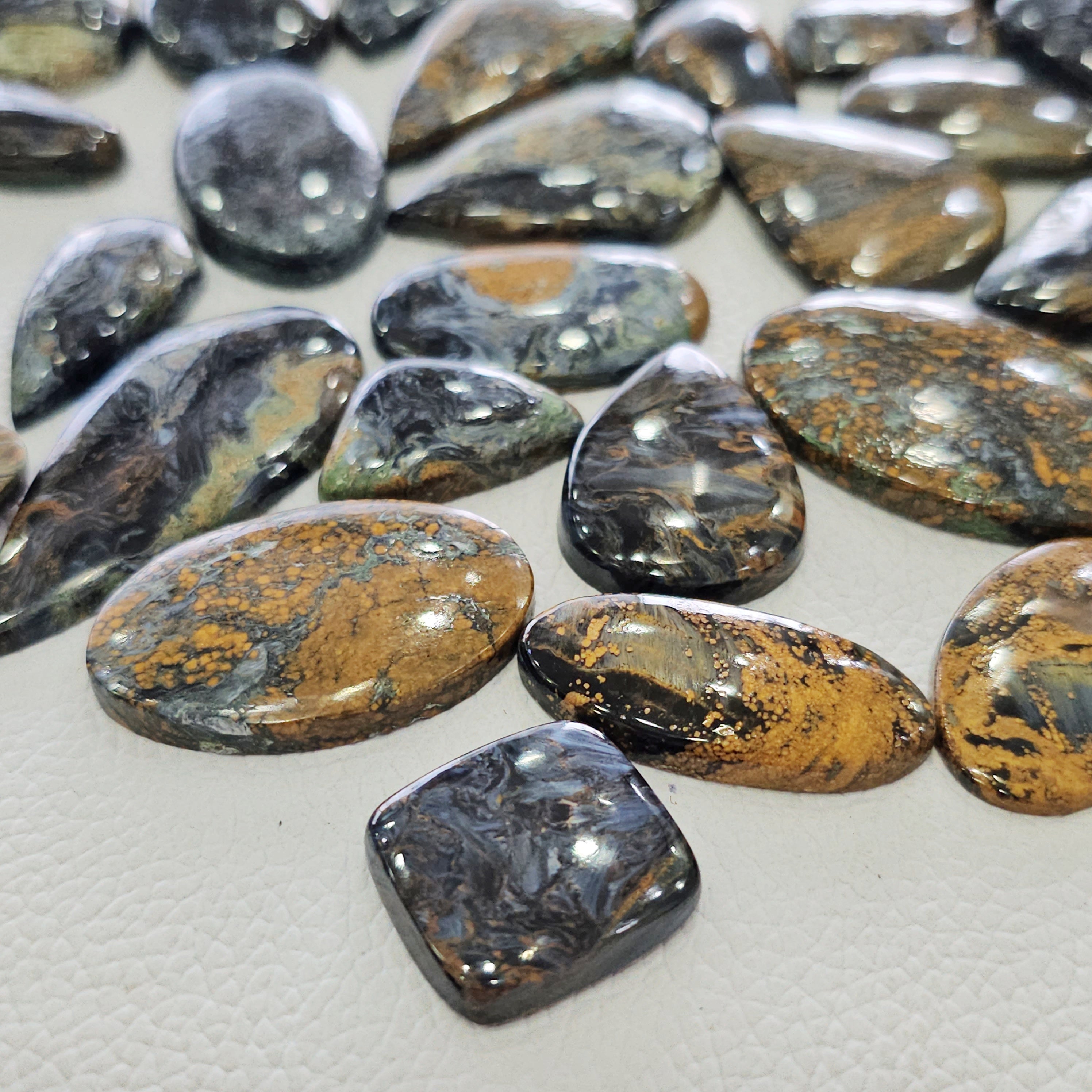 100 Grams Natural Pietersite Gemstones | 15–45mm | 20–25 Pcs | Mixed Shapes - The LabradoriteKing