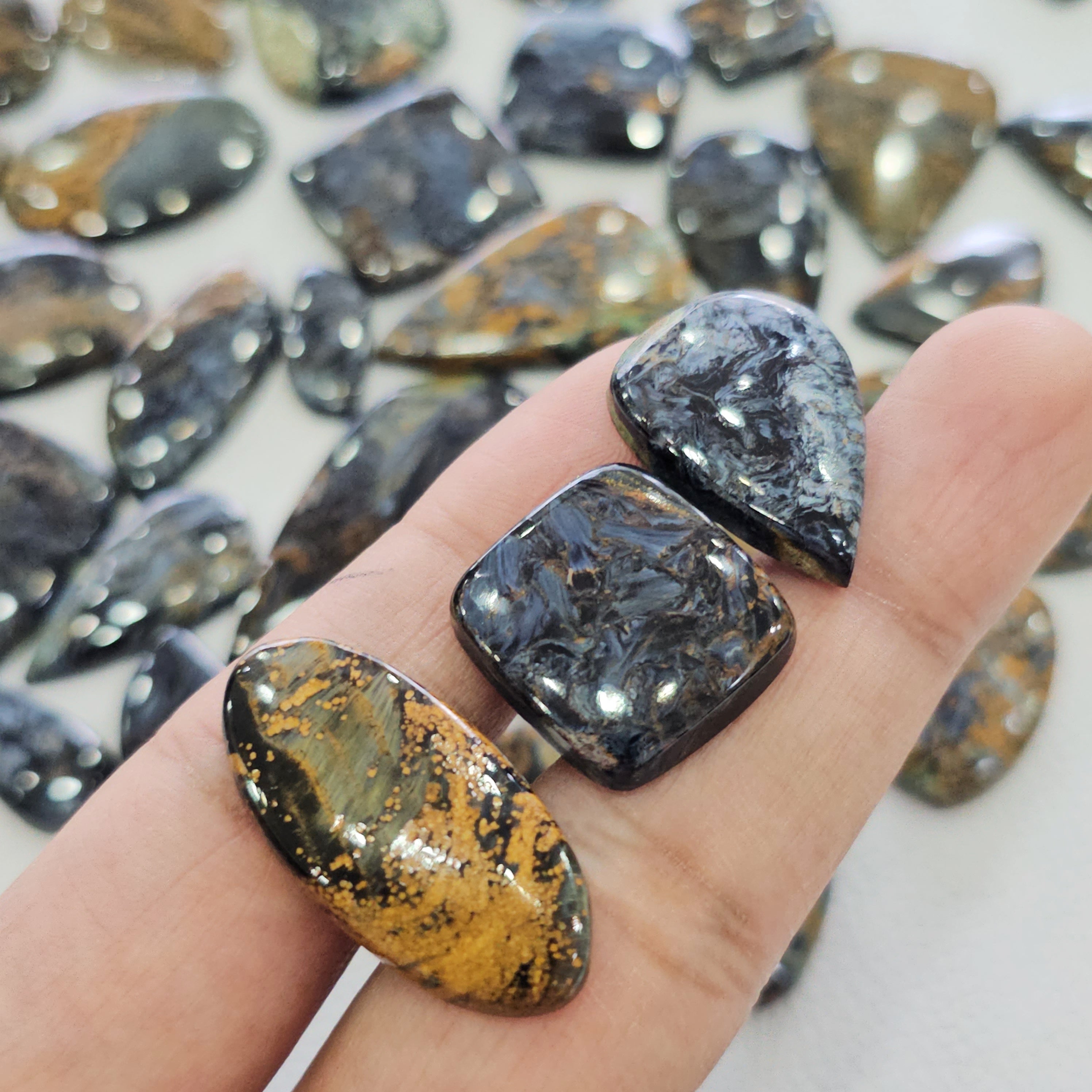 100 Grams Natural Pietersite Gemstones | 15–45mm | 20–25 Pcs | Mixed Shapes - The LabradoriteKing