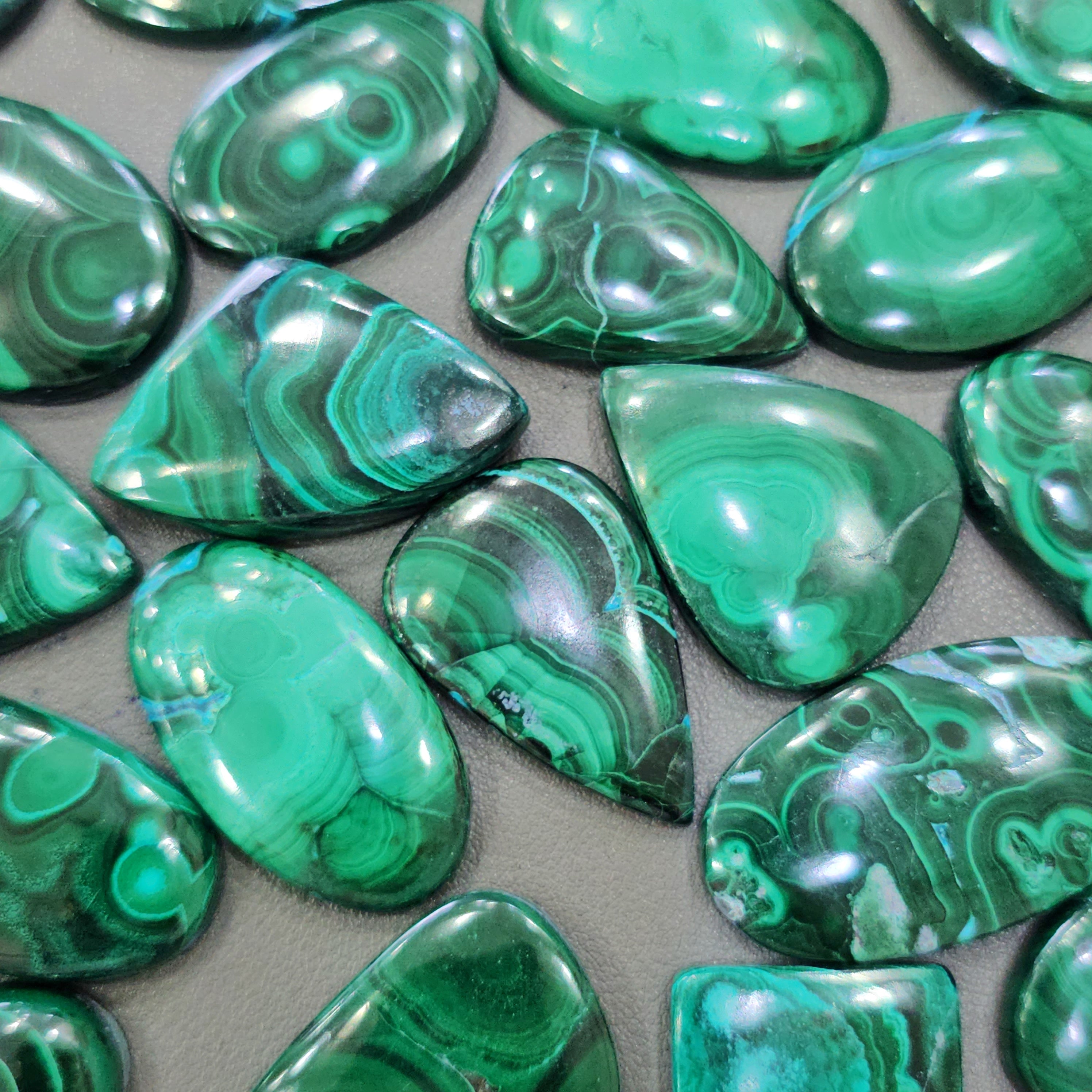 500 Grams Natural Malachite Gemstones | 20–55mm | 30–40 Pcs - The LabradoriteKing