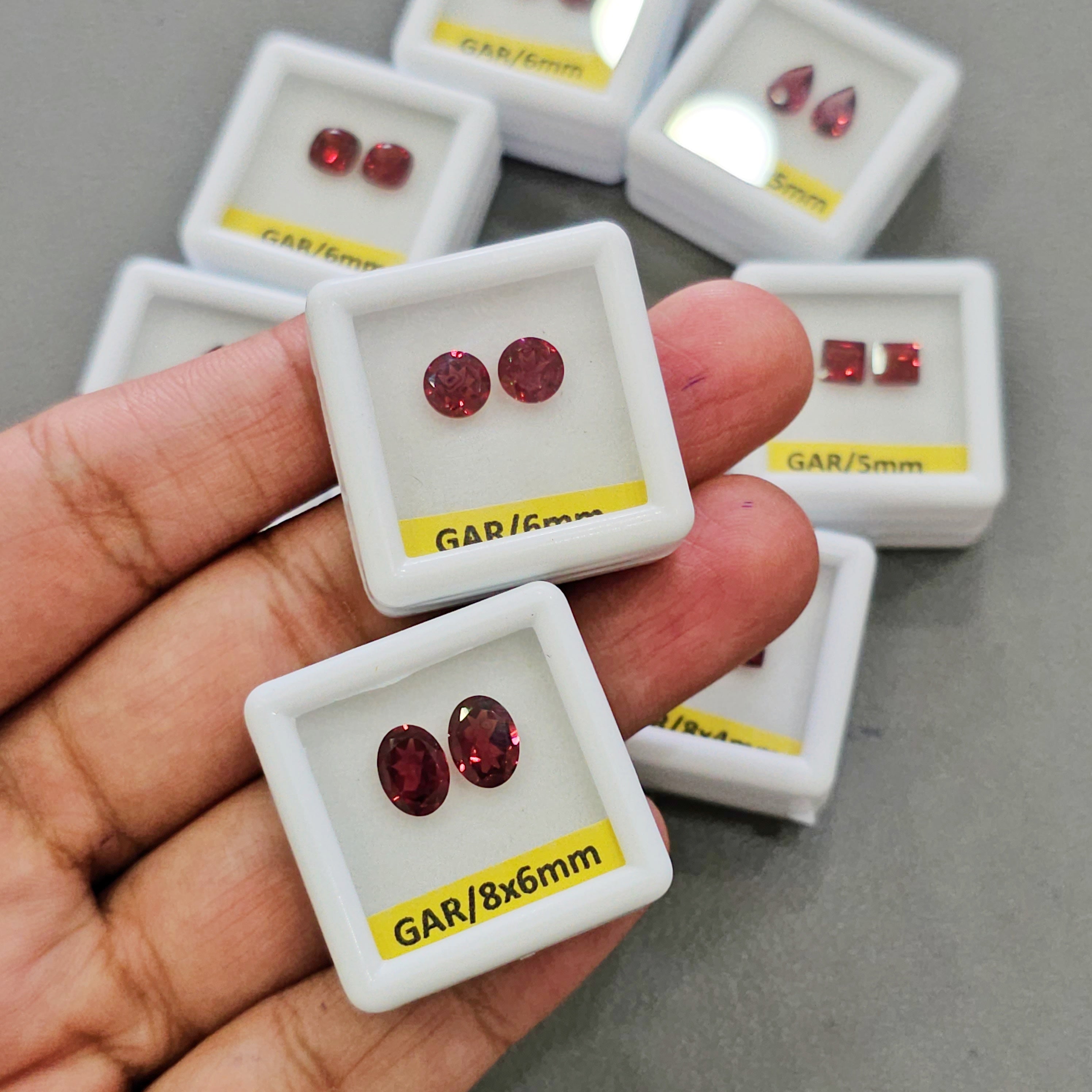 9 Sets of Red Rose Garnets Pair | 5-10mm | With boxes | Top Quality - The LabradoriteKing