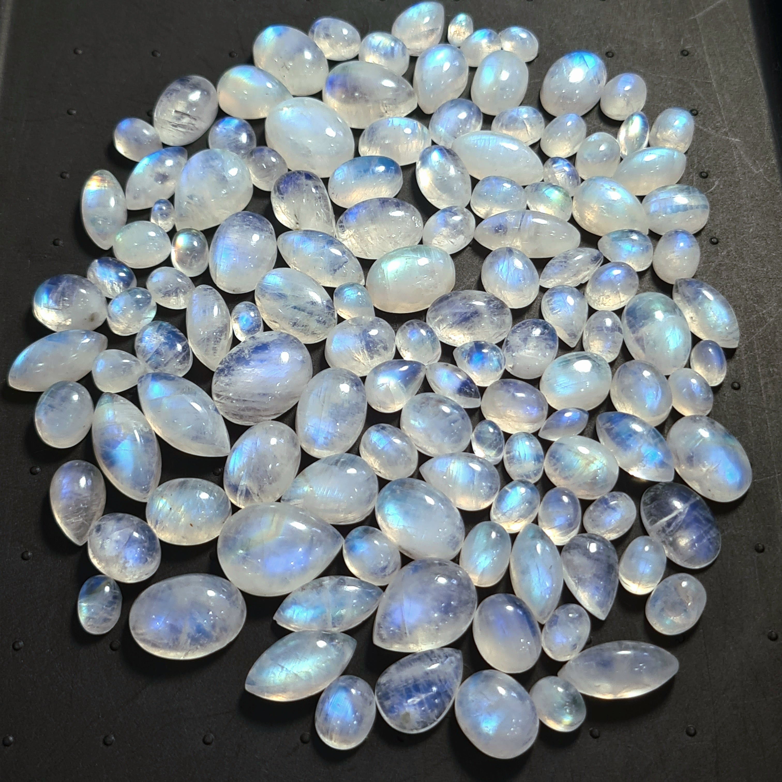 62Pcs Natural Moonstone Cabochon | Mix Shape | Size: 6-18mm - The LabradoriteKing