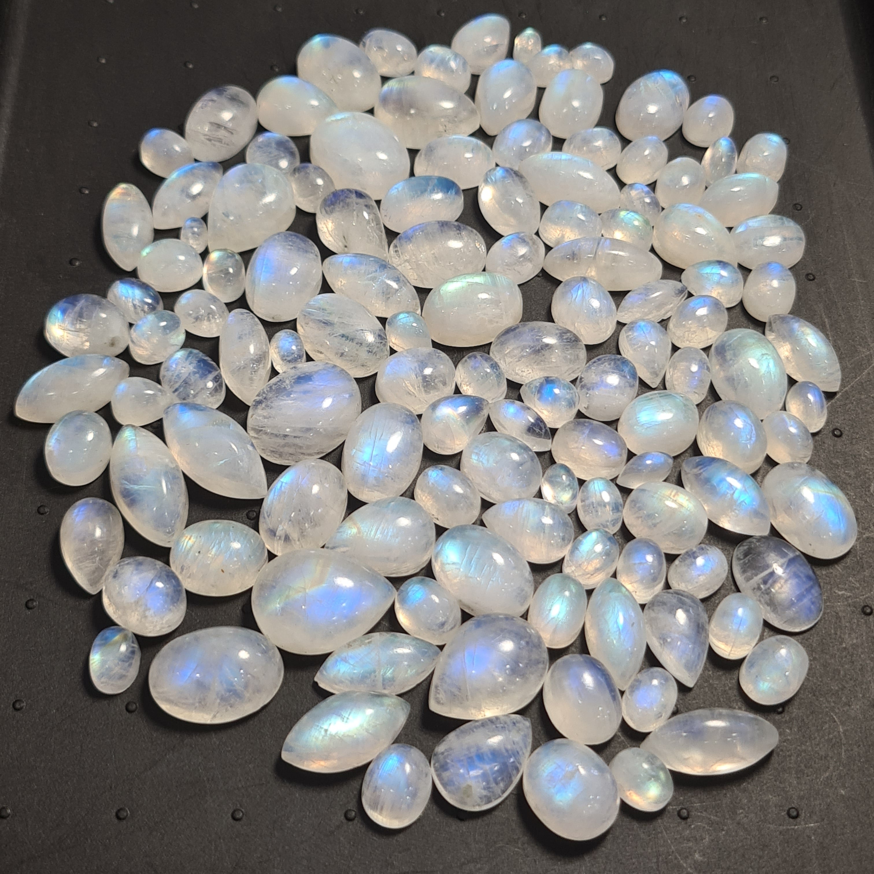 62Pcs Natural Moonstone Cabochon | Mix Shape | Size: 6-18mm - The LabradoriteKing
